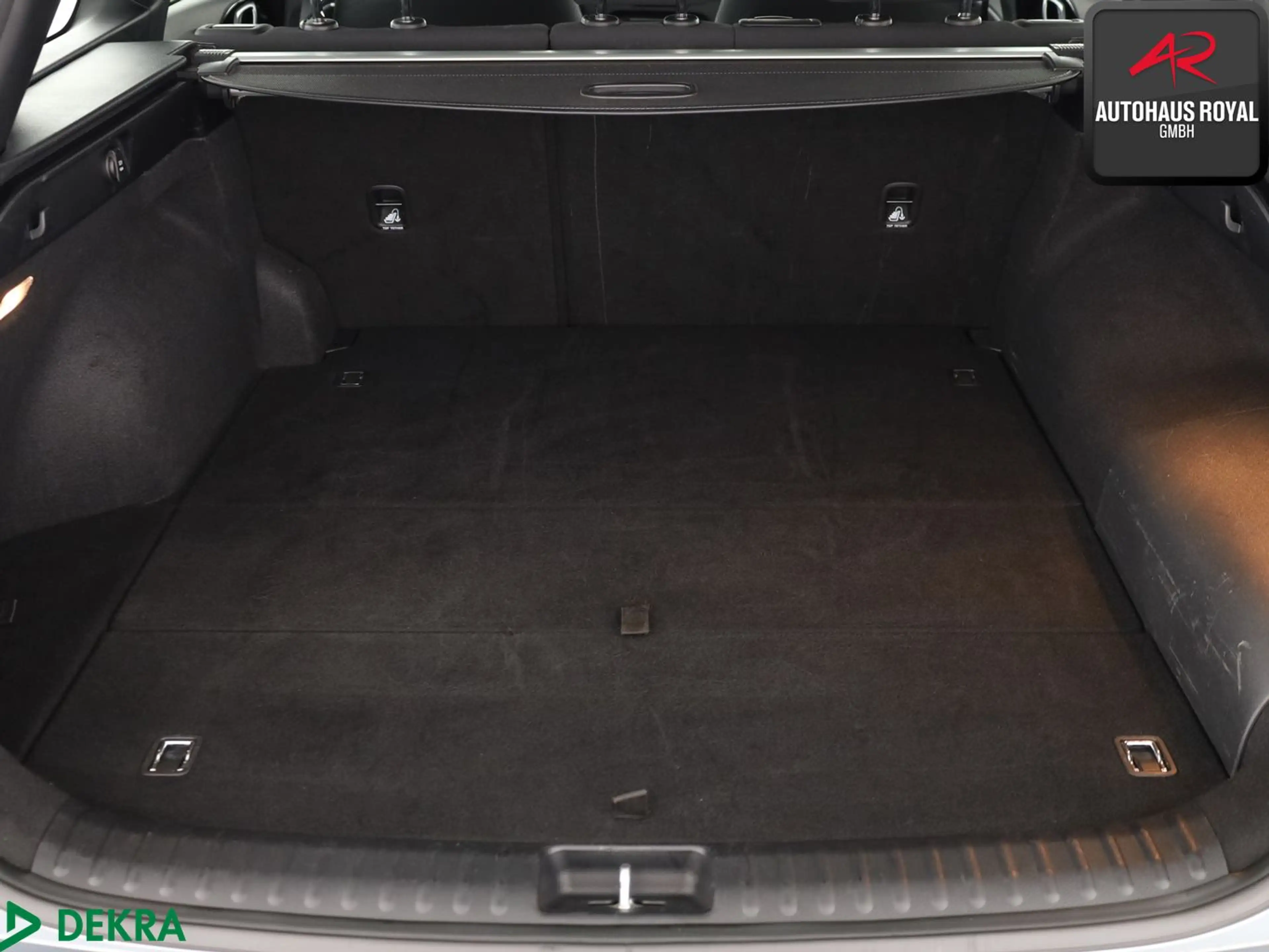 Kia Ceed / cee'd Sportswagon 1.6 Plug-in Hybrid SMARTKEY — photo 13