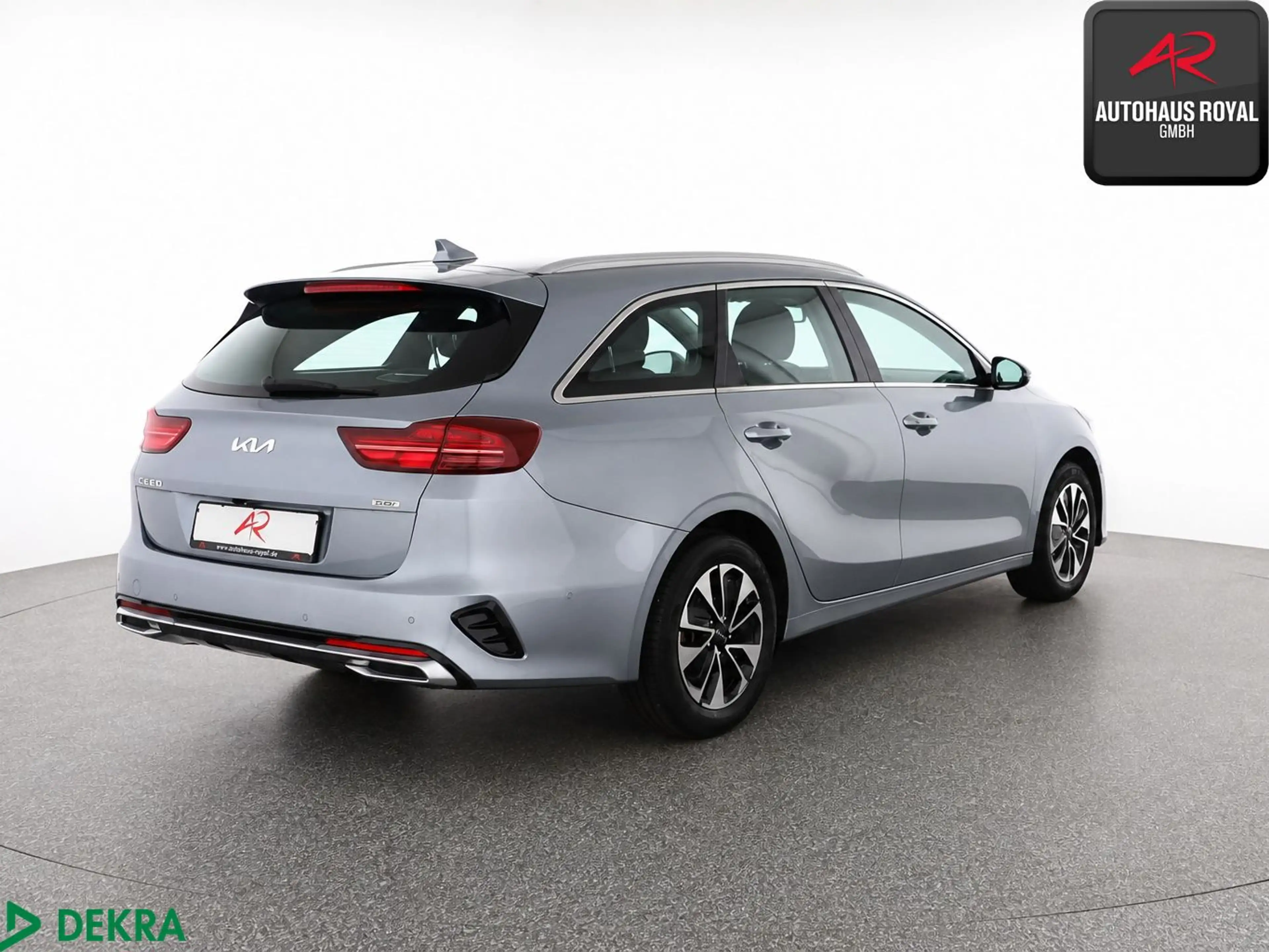 Kia Ceed / cee'd Sportswagon 1.6 Plug-in Hybrid SMARTKEY — photo 5
