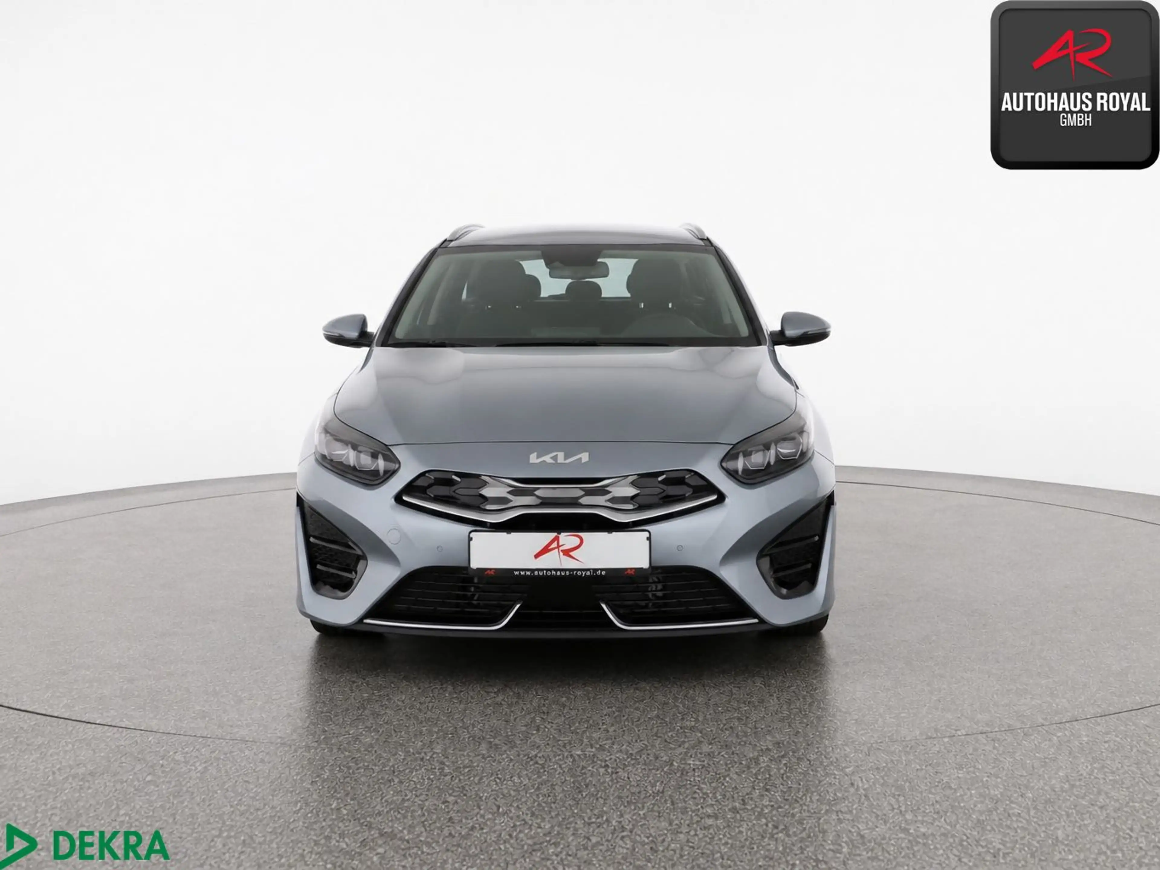 Kia Ceed / cee'd Sportswagon 1.6 Plug-in Hybrid SMARTKEY — photo 8