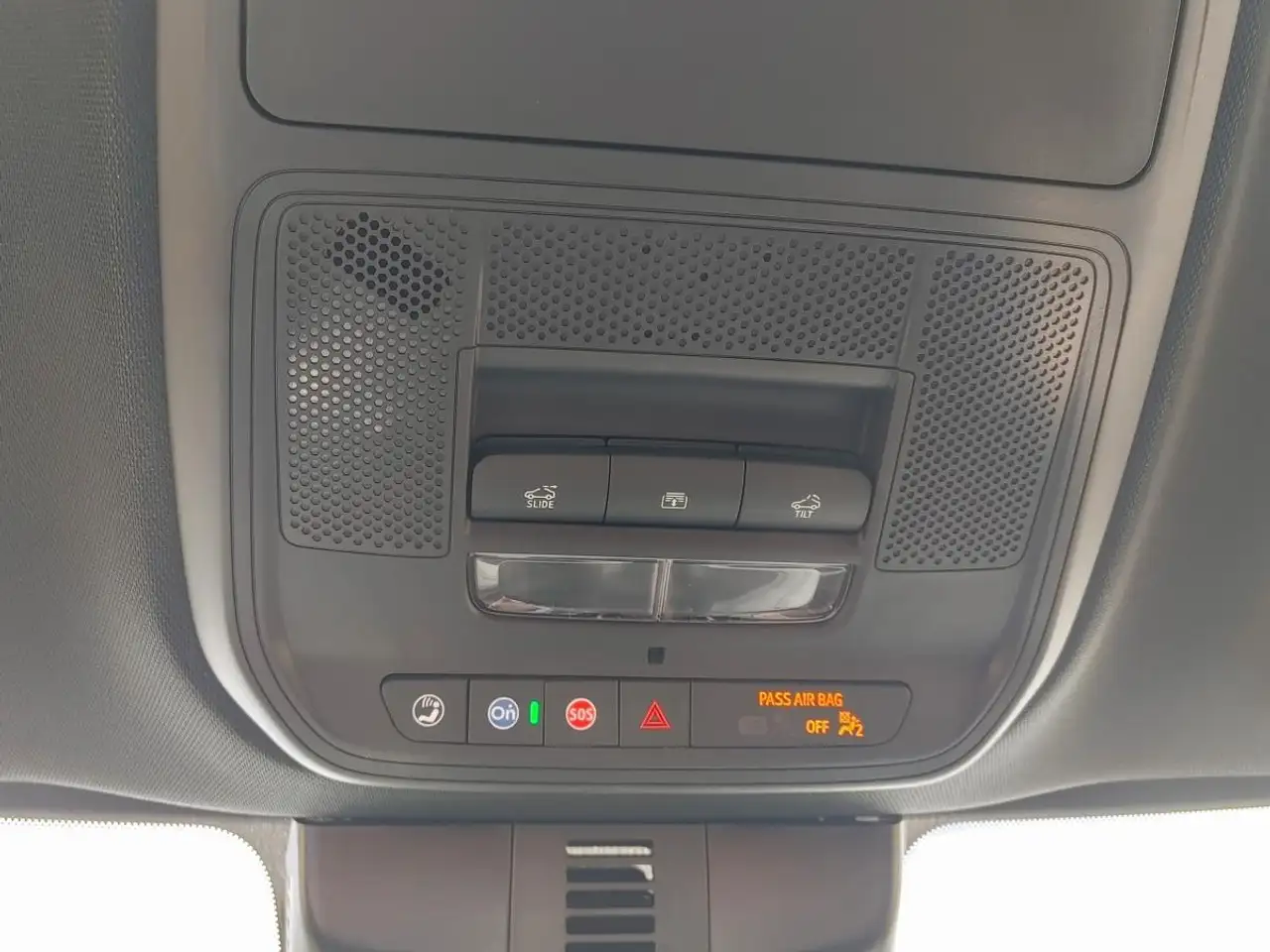 GMC Acadia снимка GMC Acadia