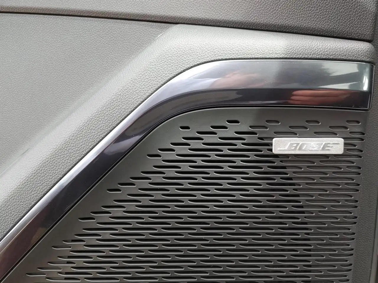 GMC Acadia снимка GMC Acadia