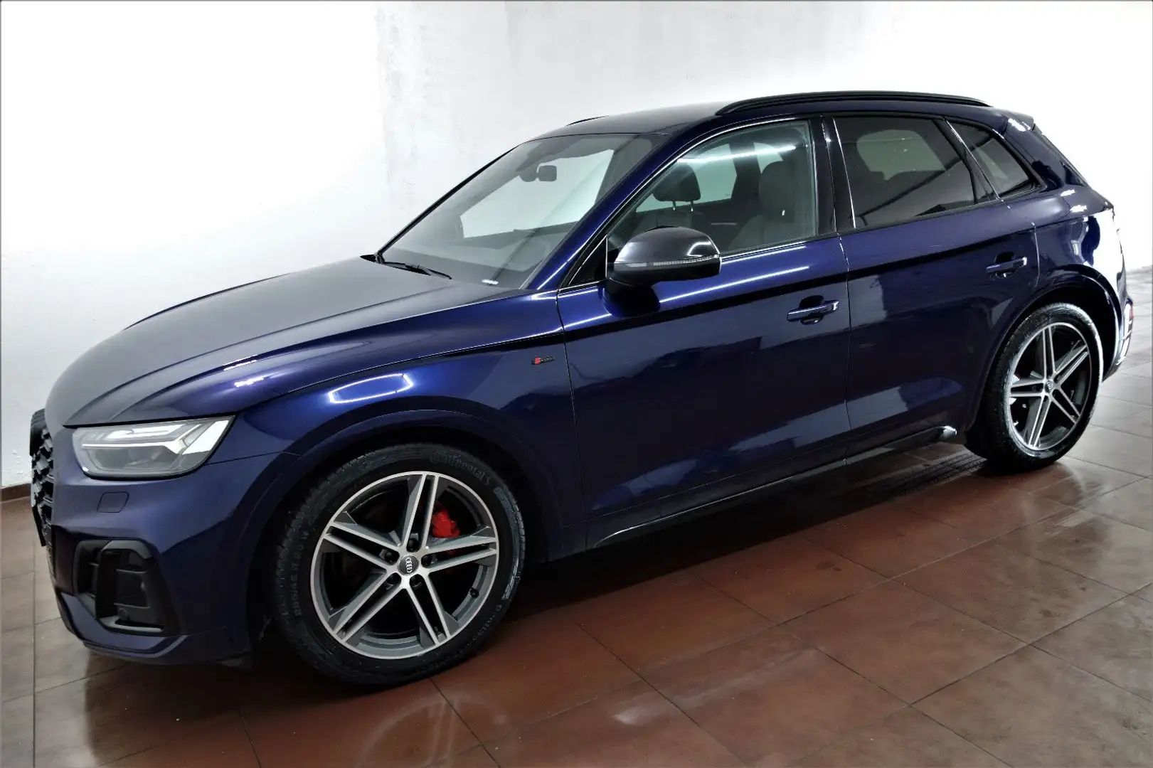 Audi Q5 40 2.0TDI quattro S line Leder/Navi/Matrix-LE Blau - 2