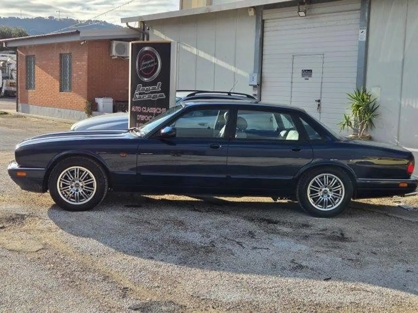 Jaguar XJ6 JAGUAR XJ6 4.0 SPORT -service book - Blau - 2