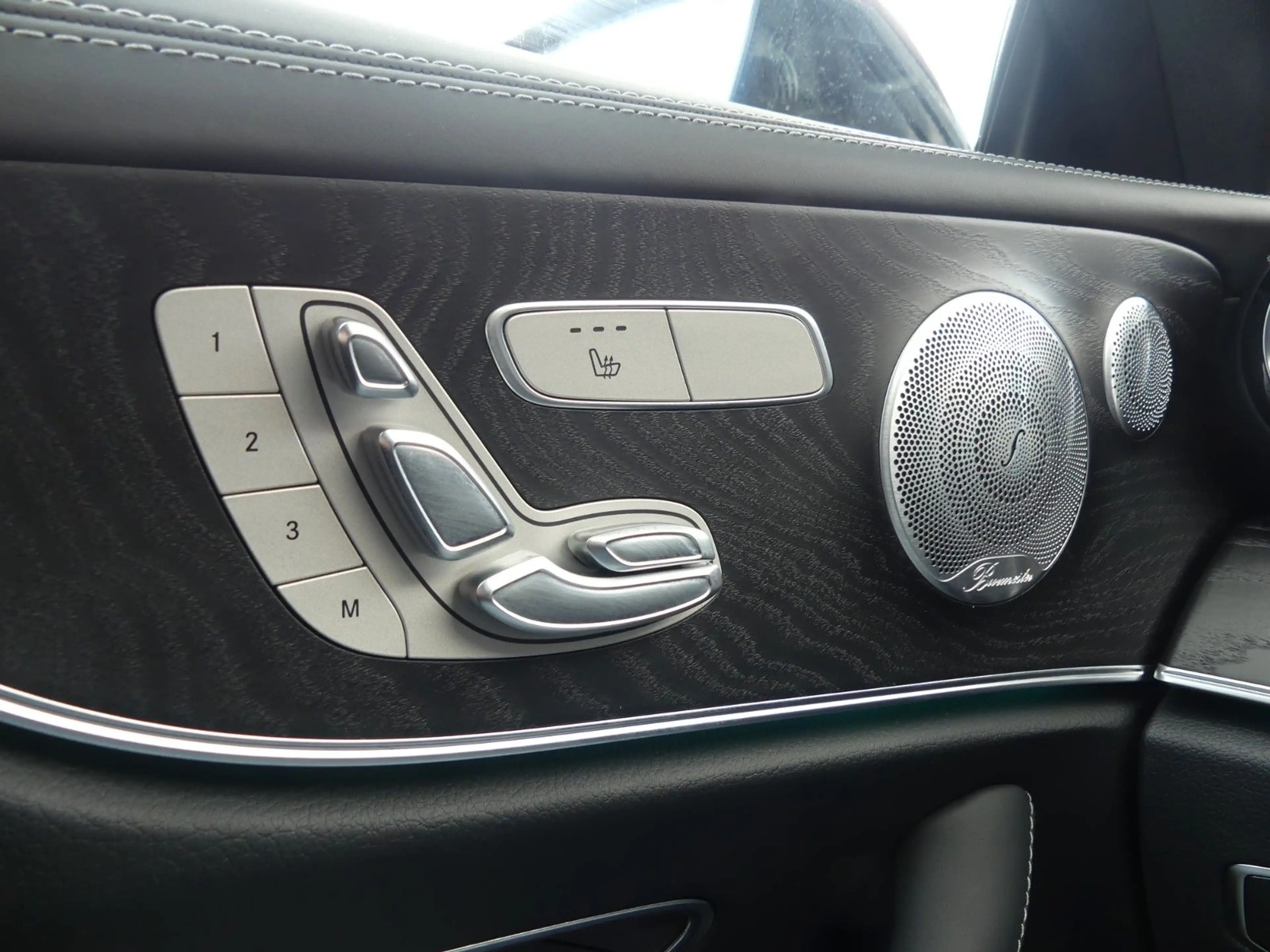 Mercedes-Benz E 450 Coupe 4Matic*AMG*Night*Burmester*Panorama — photo 12