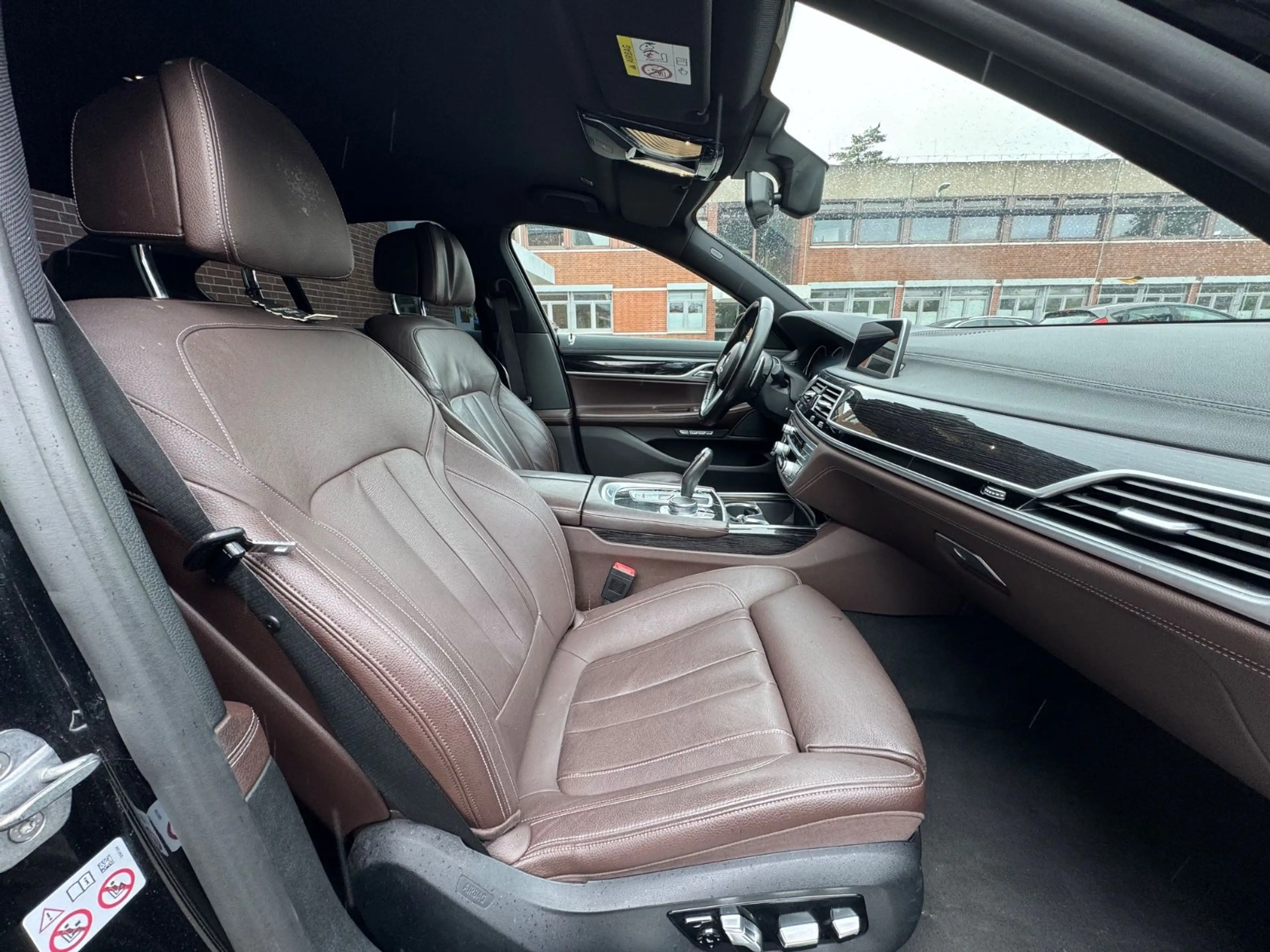 BMW 730 d xDrive Shadow M-SPORT SOFTCLOSE*HUP*LEDER* — photo 12