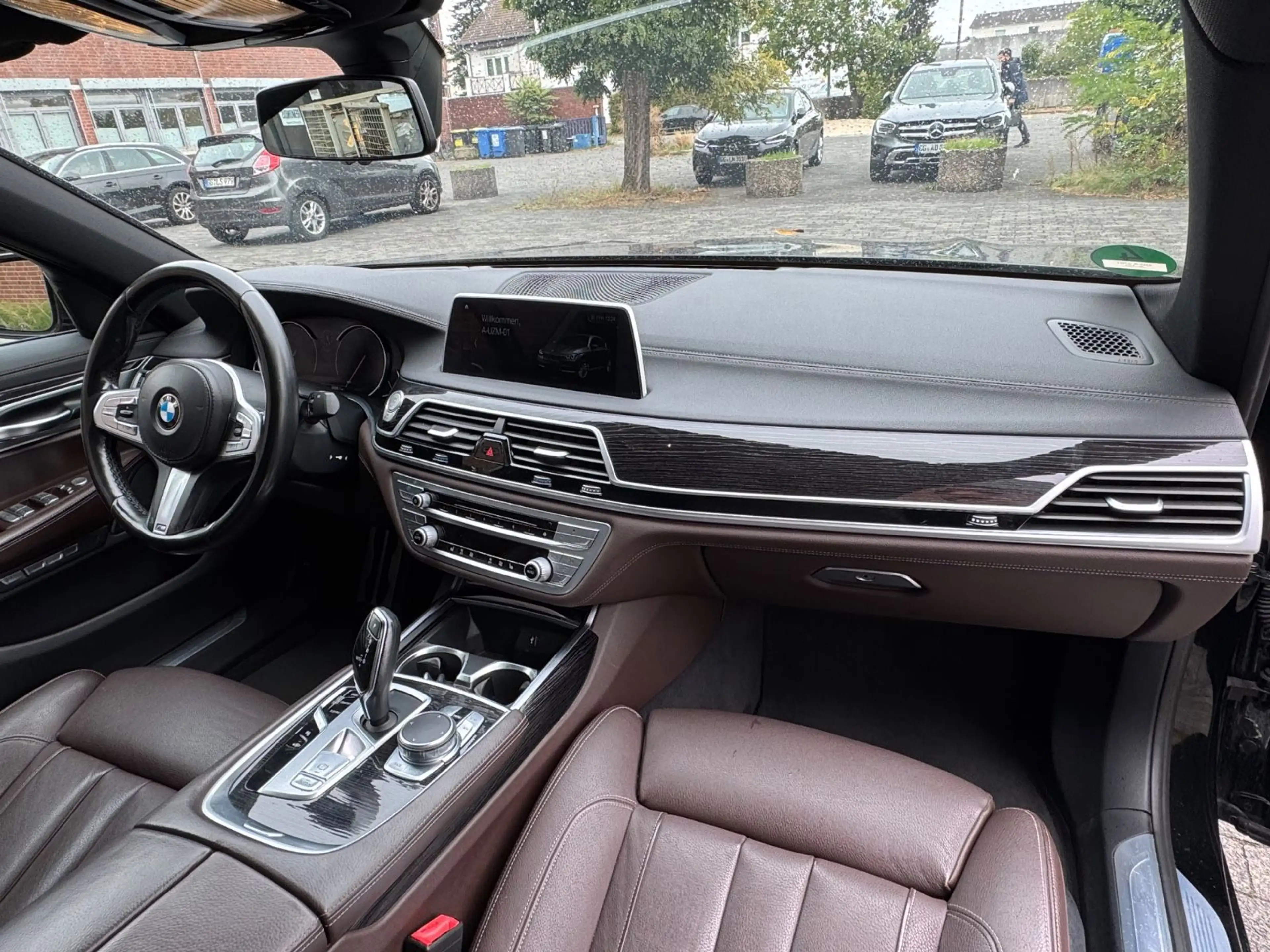 BMW 730 d xDrive Shadow M-SPORT SOFTCLOSE*HUP*LEDER* — photo 10