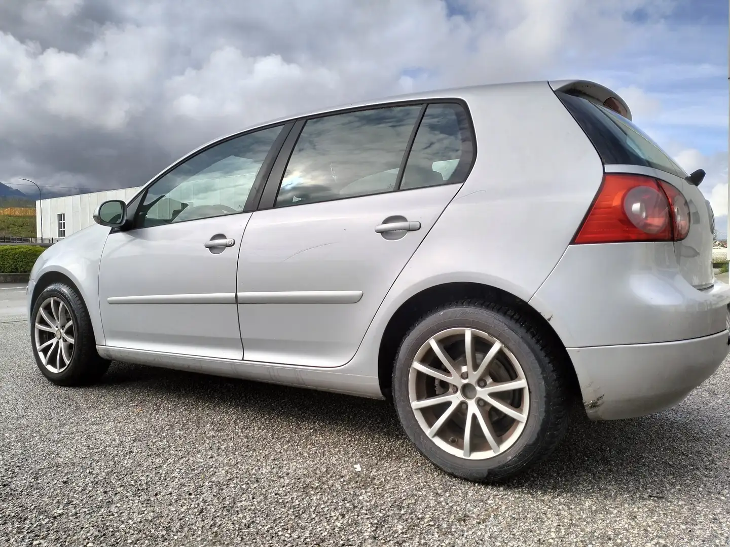 Volkswagen Golf 5p 1.9 tdi Comfortline - 2