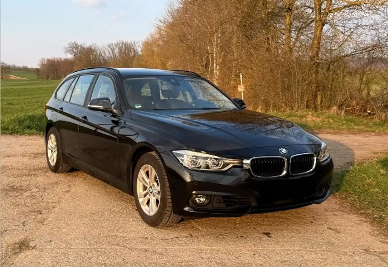 BMW 320 i Touring xDrive Advantage 8-fach bereift — photo 2