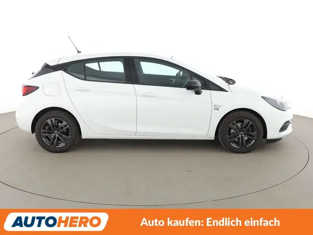 Opel Astra view 7