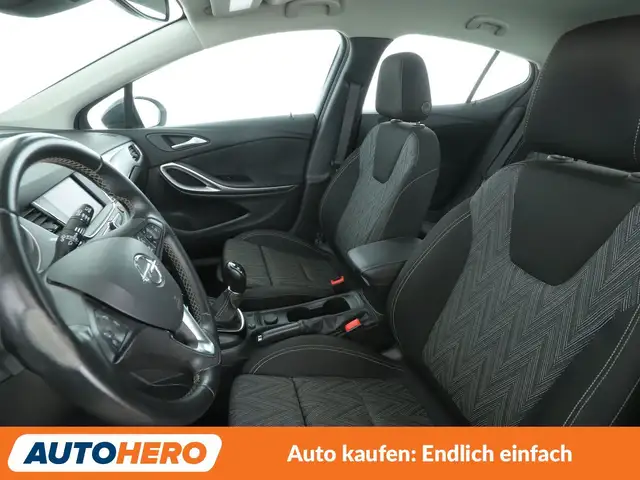 Opel Astra view 10