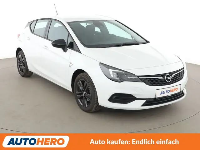 Opel Astra view 8