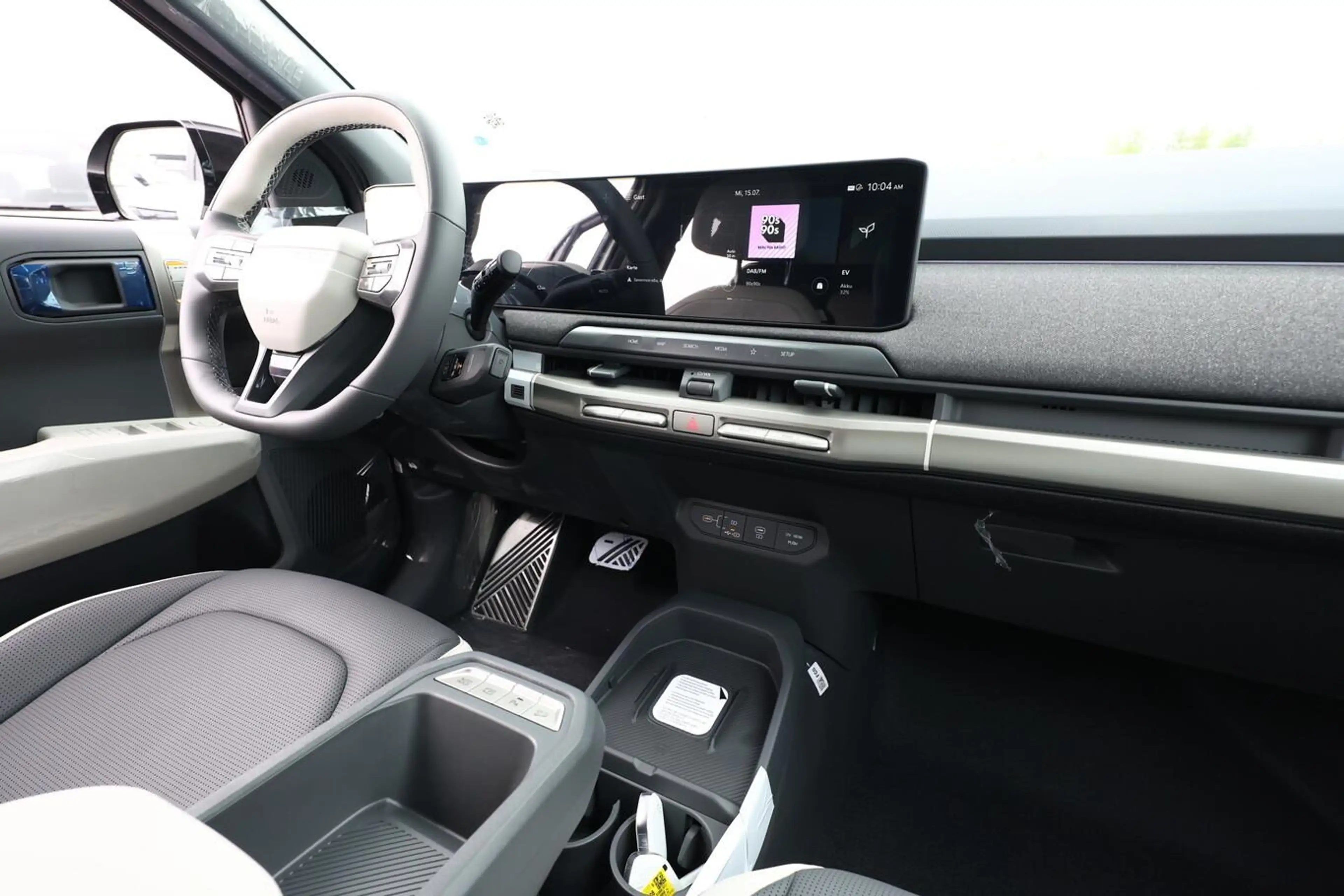 Kia EV3 GT-line 81,4kWh LED+ ACC Wärmep eHK Keyl SHZ 15... — photo 9