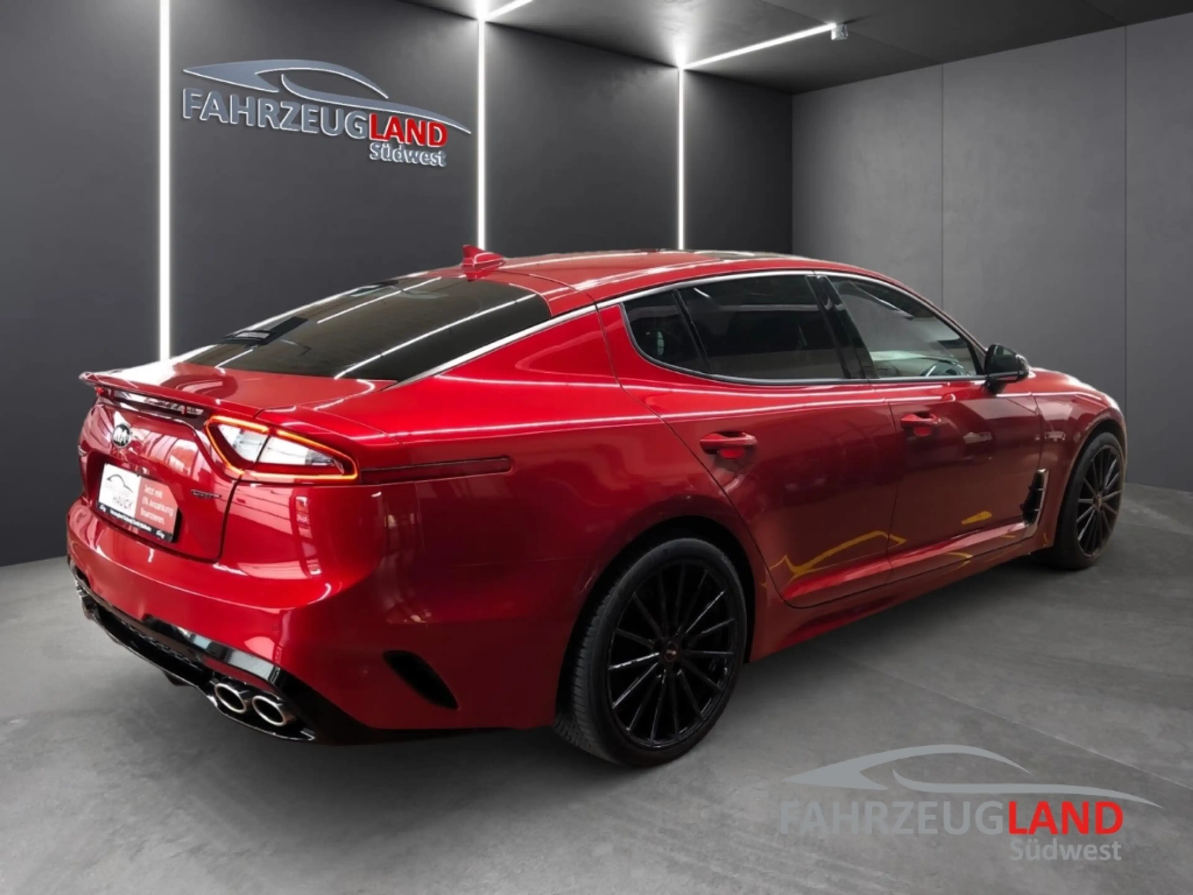 Kia Stinger GT 4WD 3.3 V6 T-GDI Schiebedach Klima PDC Navi Bre — photo 3