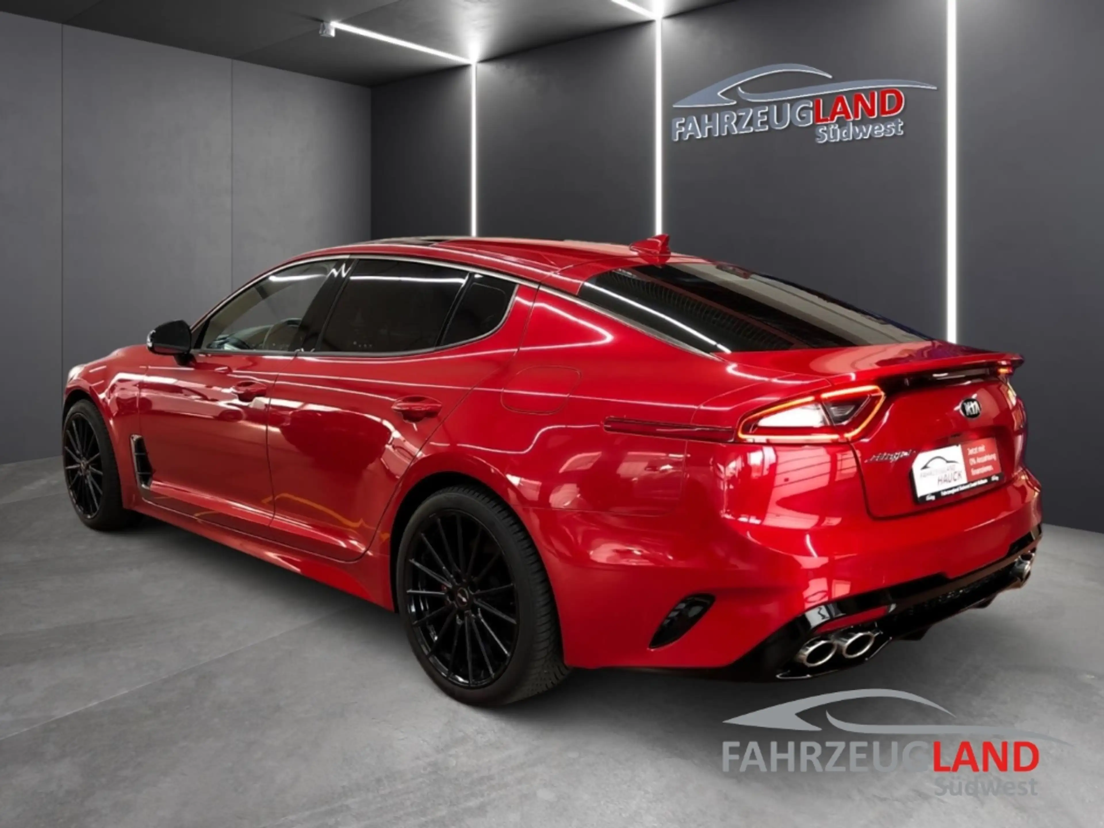 Kia Stinger GT 4WD 3.3 V6 T-GDI Schiebedach Klima PDC Navi Bre — photo 4
