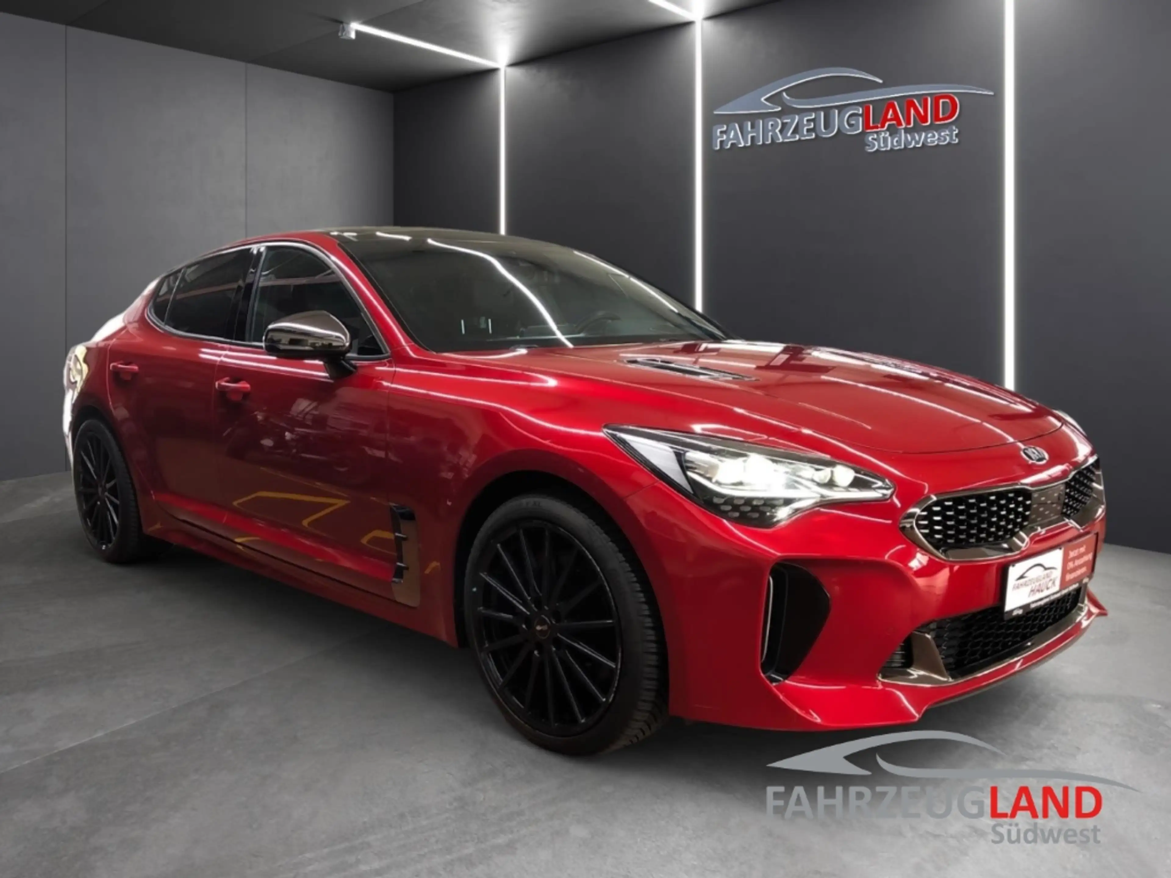 Kia Stinger GT 4WD 3.3 V6 T-GDI Schiebedach Klima PDC Navi Bre — photo 2