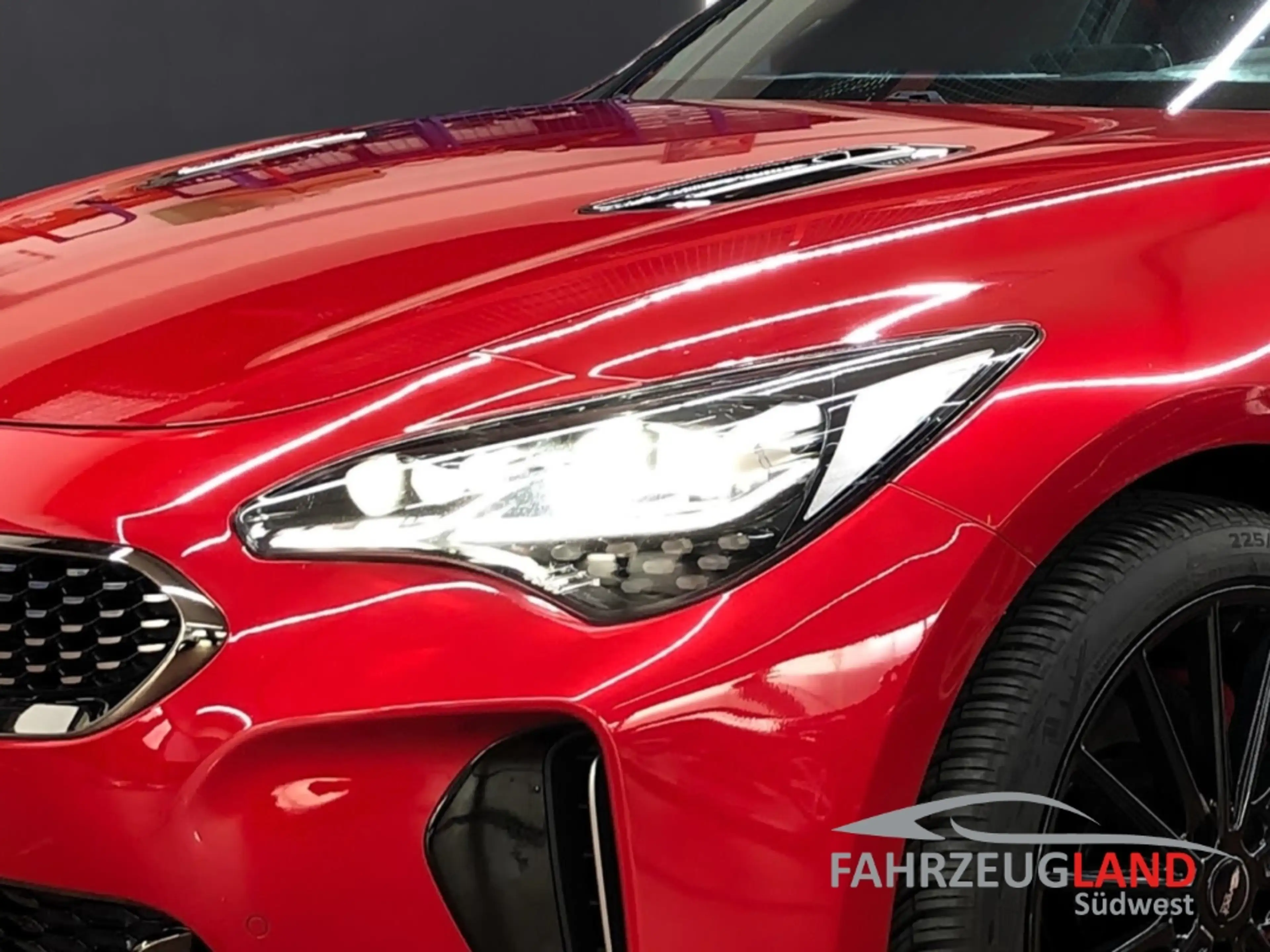 Kia Stinger GT 4WD 3.3 V6 T-GDI Schiebedach Klima PDC Navi Bre — photo 5