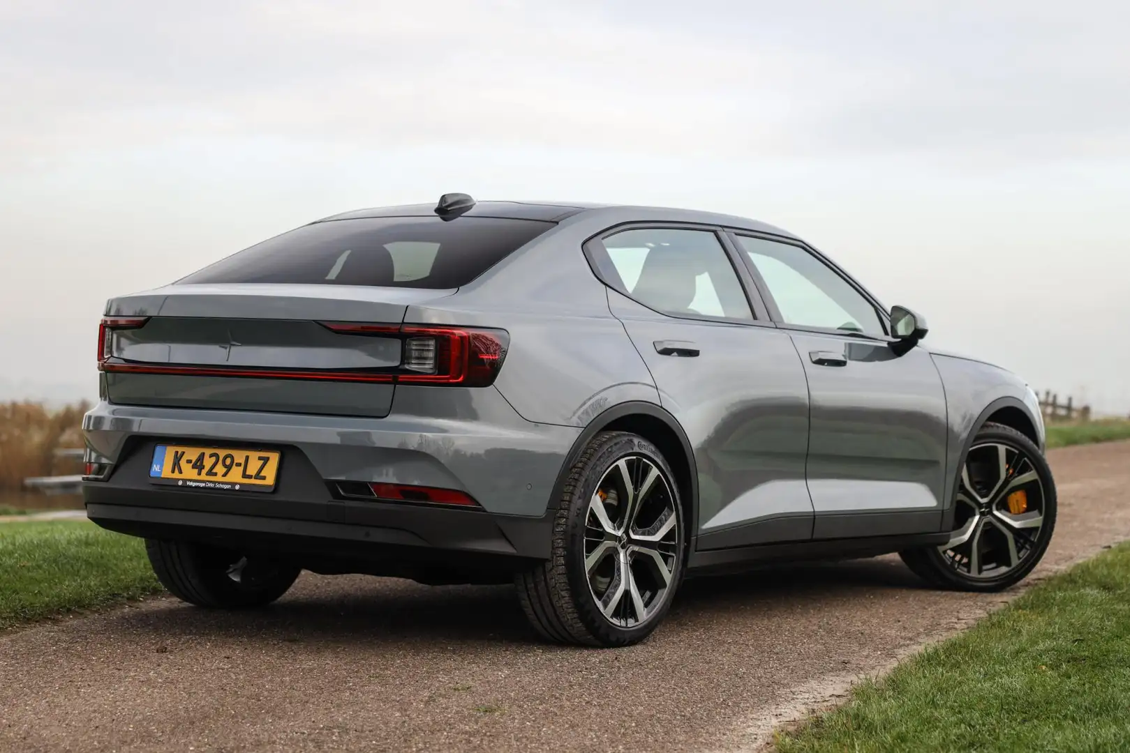 Polestar 2 Long Range Dual Motor 408 PK Performance 78kWh ✅ S Grijs - 2