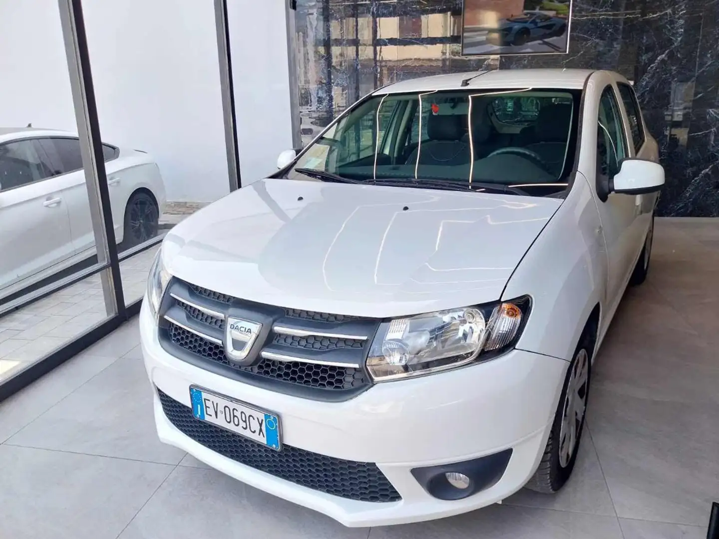 Dacia Sandero 1.2 GPL 75CV (Garanzia 12 Mesi) Bianco - 2