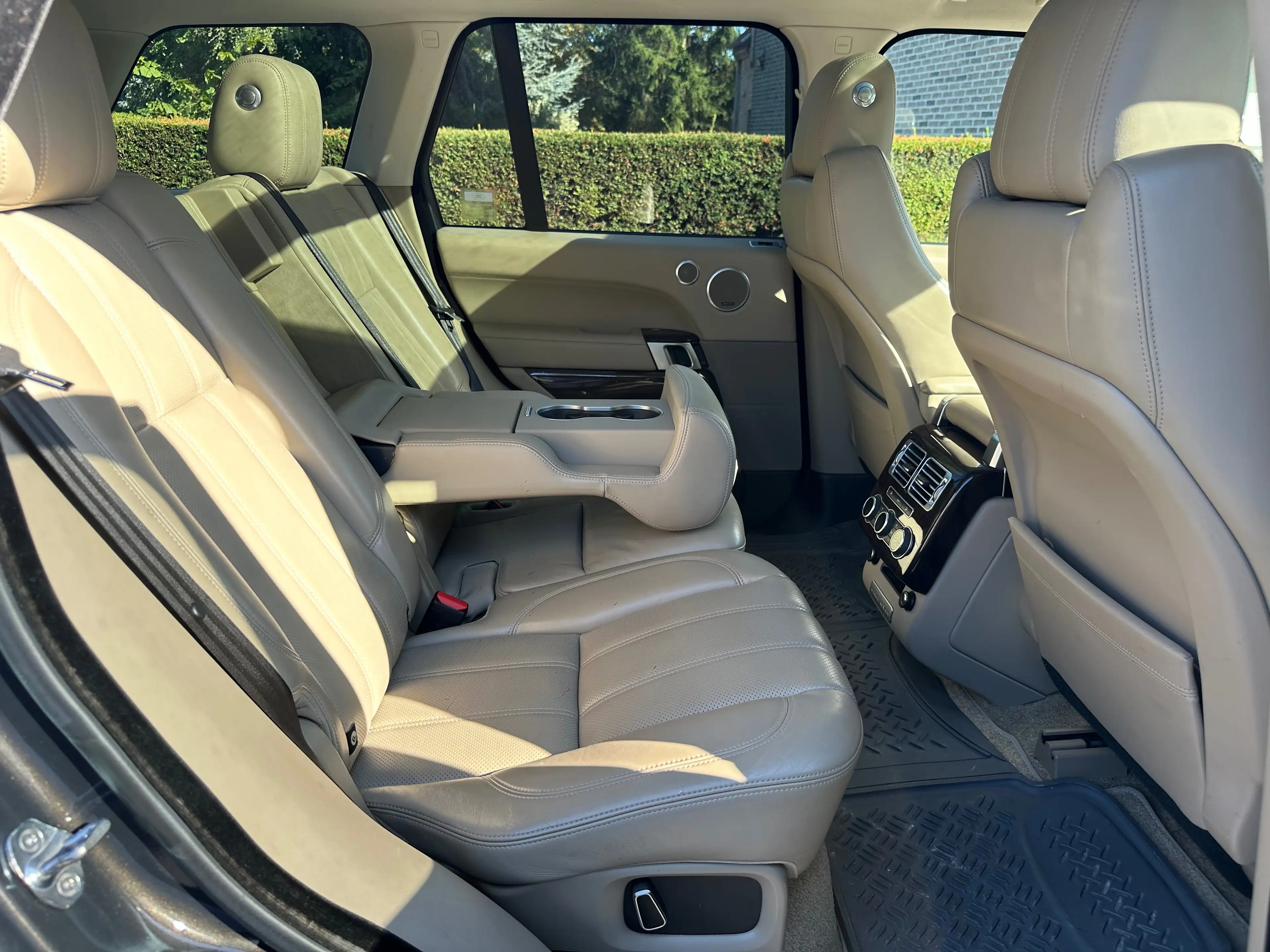 Land Rover Range Rover Range Rover 4.4 SDV8 Vogue — photo 13