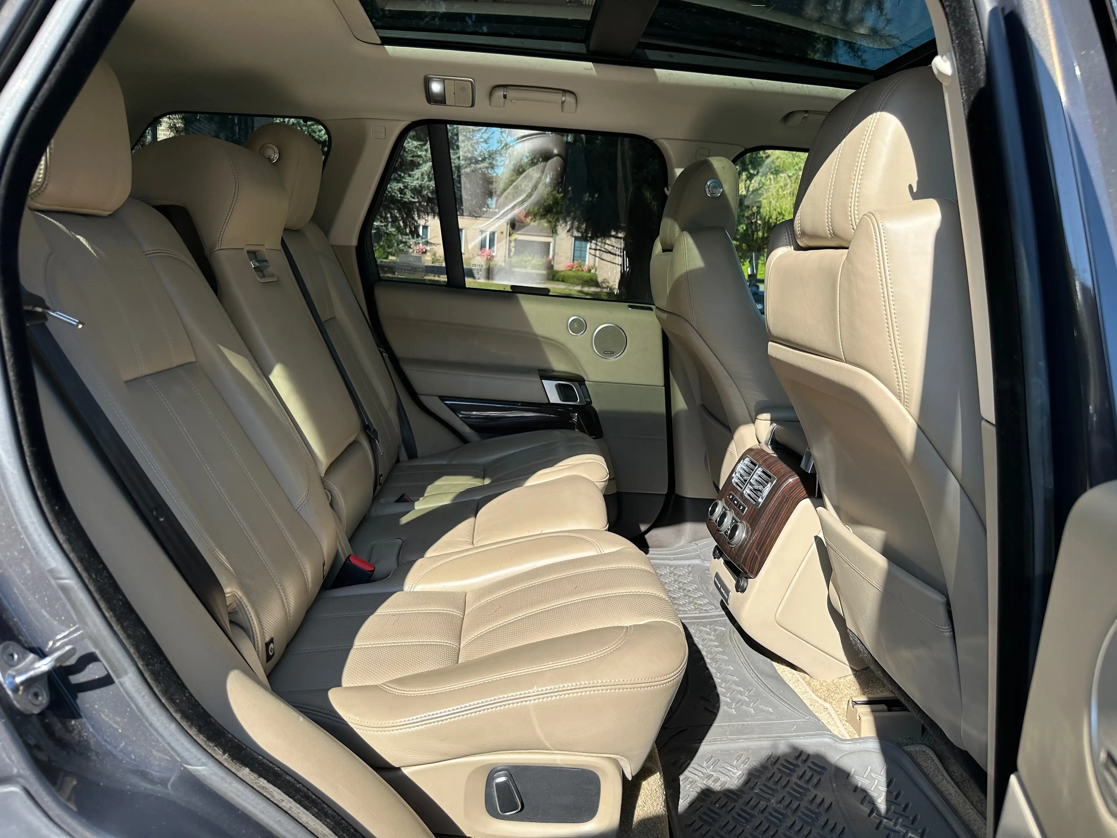 Land Rover Range Rover Range Rover 4.4 SDV8 Vogue — photo 12