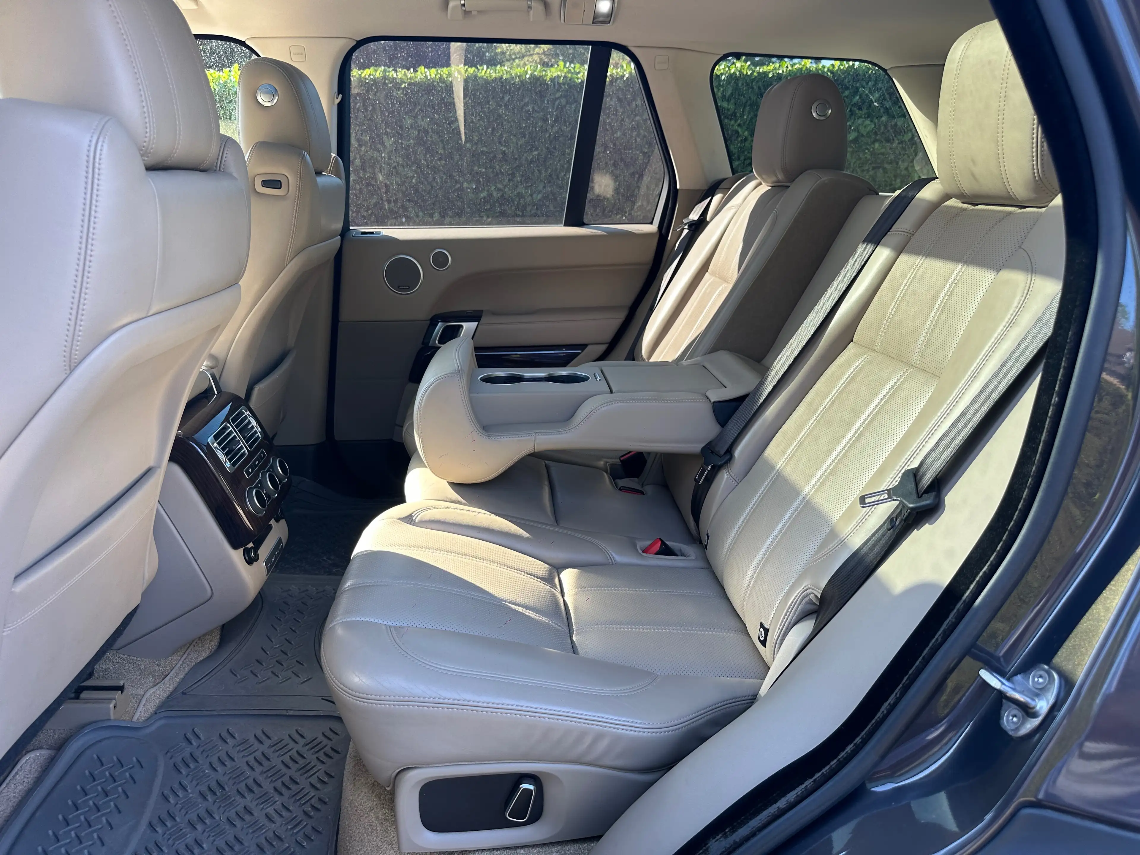 Land Rover Range Rover Range Rover 4.4 SDV8 Vogue — photo 14