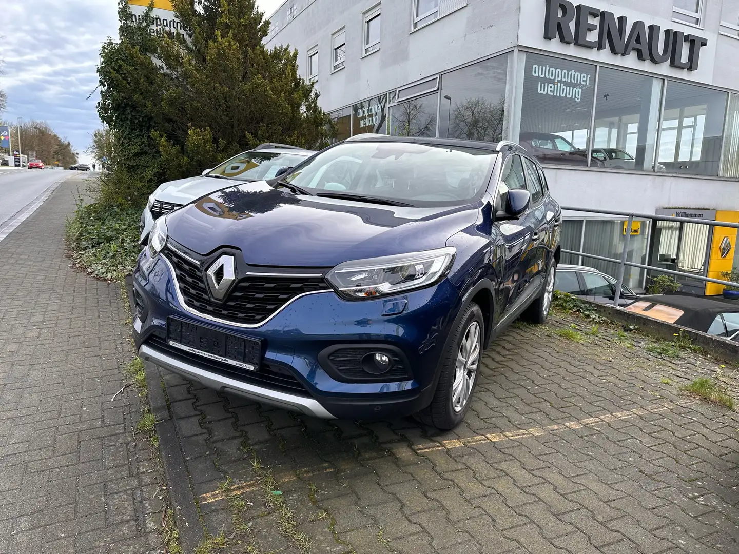 Renault Kadjar Limited Blau - 2