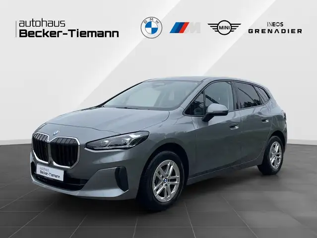 BMW 220 i Active Tourer/ H&K Sound./ AHK/ Sportsitze/ SHZ