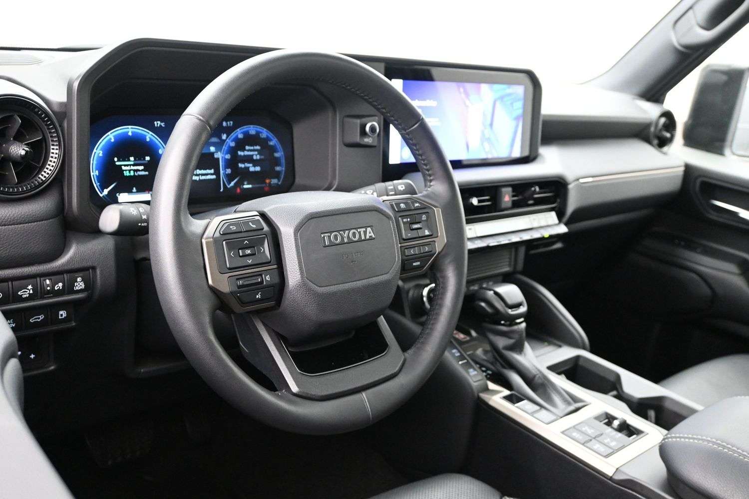 2025 Toyota Land Cruiser Standard Package Leather I Sunroof I Heated & Vent — photo 1