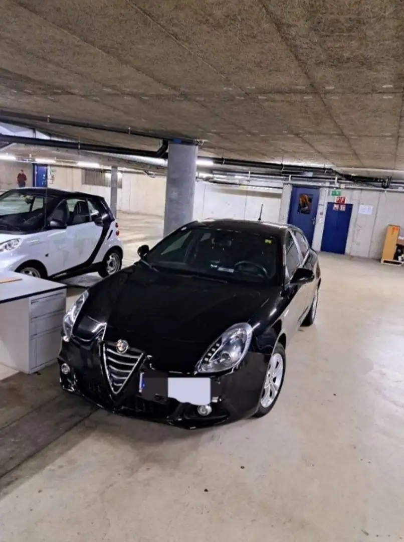 Alfa Romeo Giulietta 1.6 JTDM 16V Business Schwarz - 2
