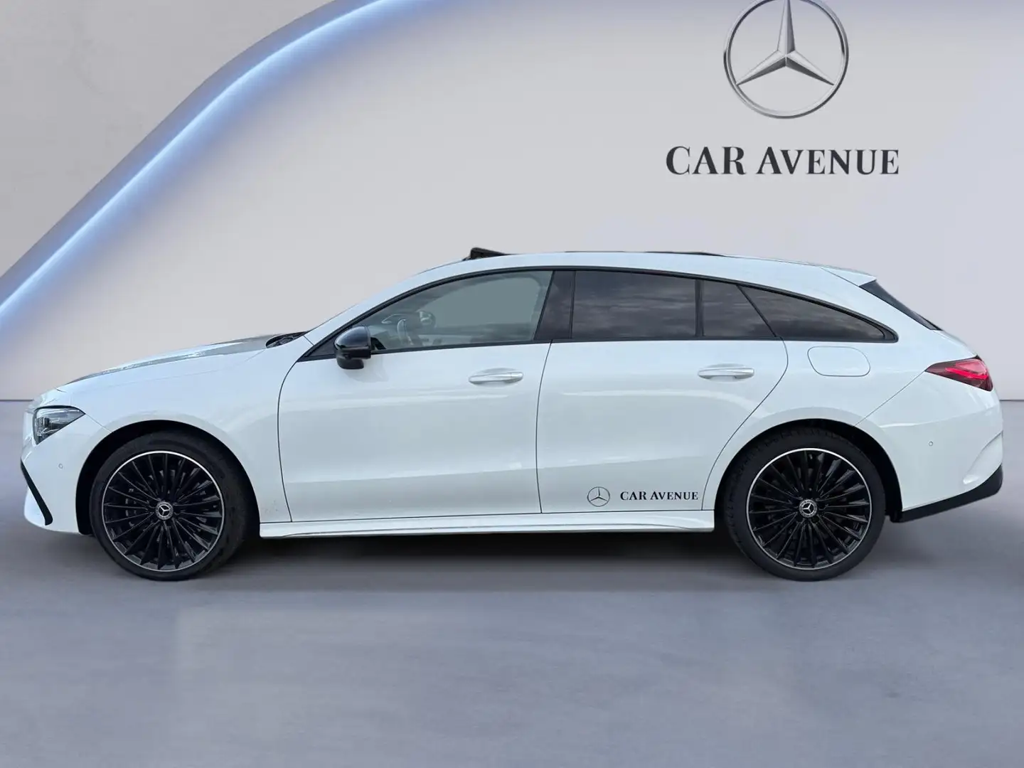 Mercedes-Benz CLA 250 Shooting Brake 250e AMG Line Wit - 2