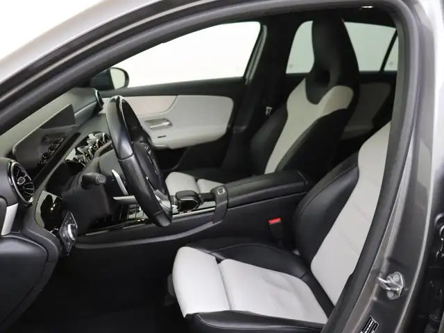 Mercedes-Benz A-Class view 14