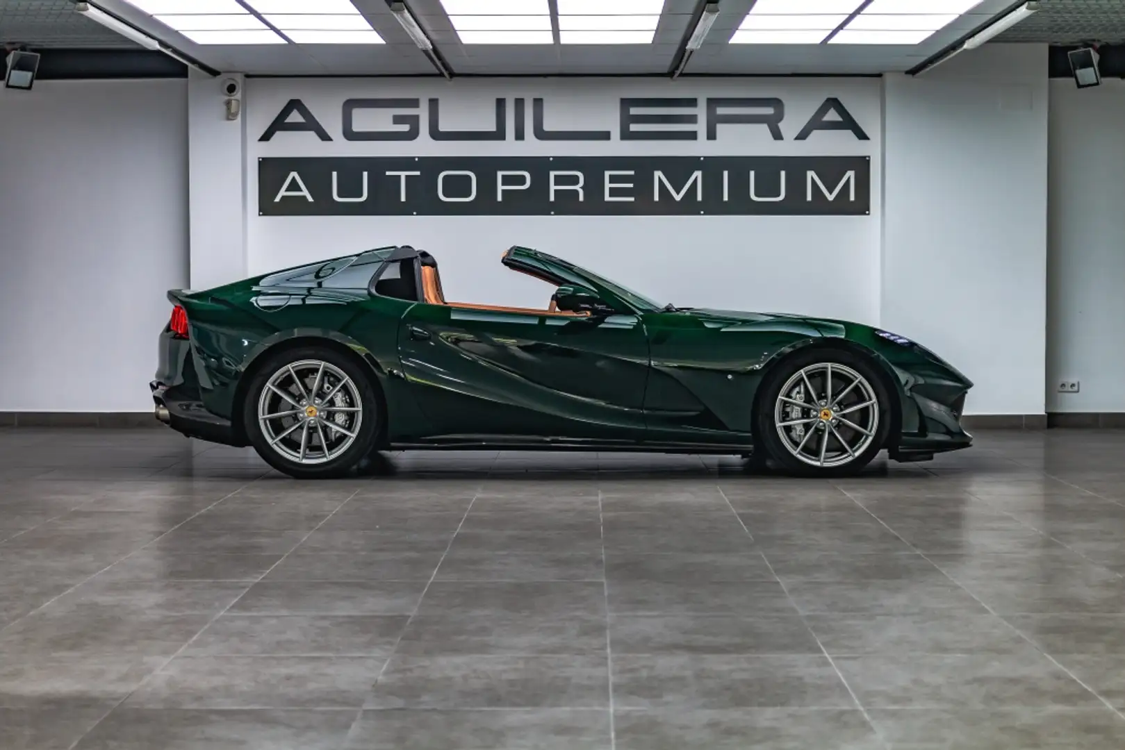 Ferrari 812 GTS Vert - 2