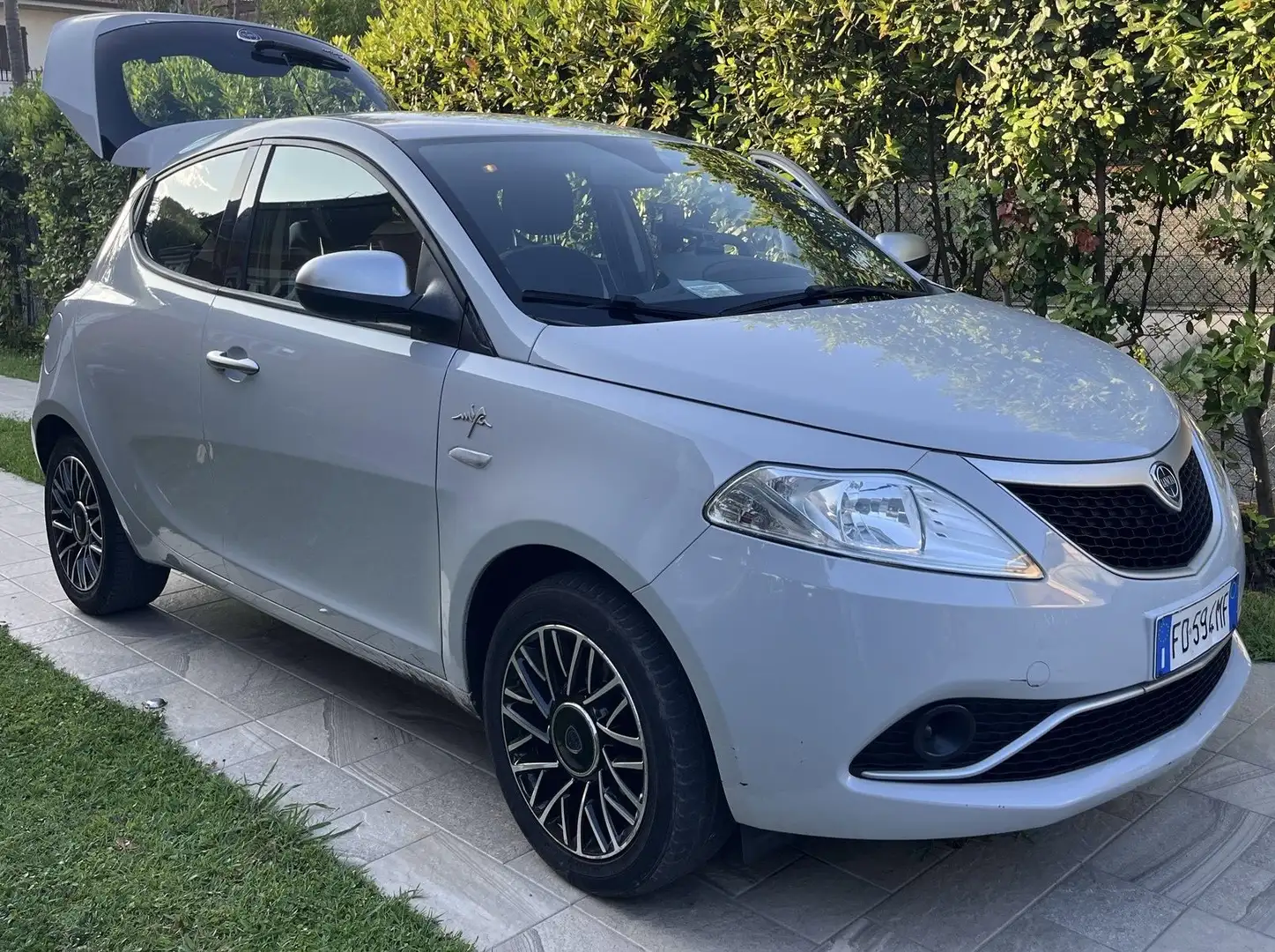 Lancia Ypsilon 1.2 Mya 69cv - 1