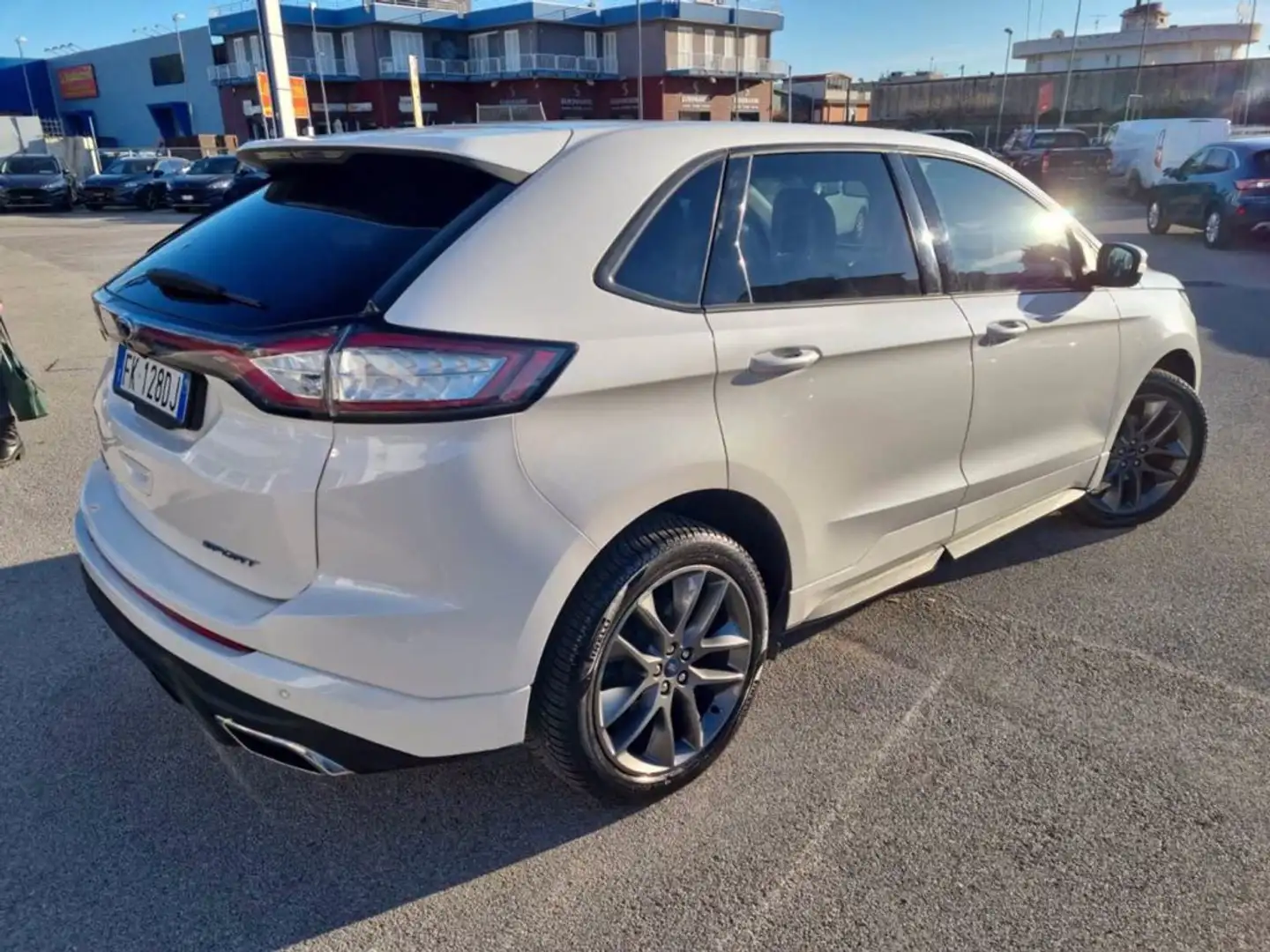 Ford Edge 2.0 TDCI 210 CV AWD Start&Stop Powershift Vignale Bianco - 2