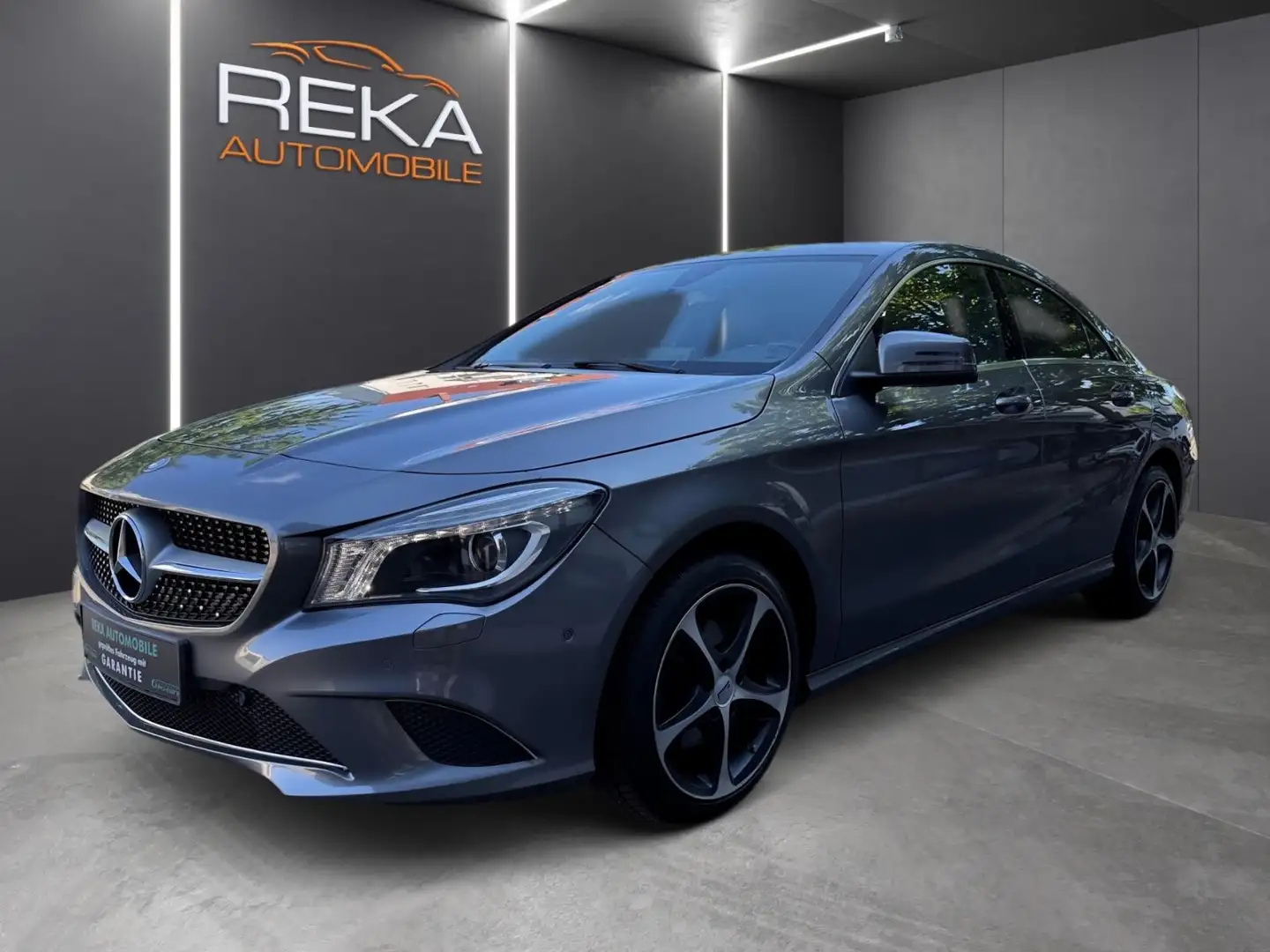 Mercedes-Benz CLA 180 CLA -Klasse CLA 180 Urban Grey - 2