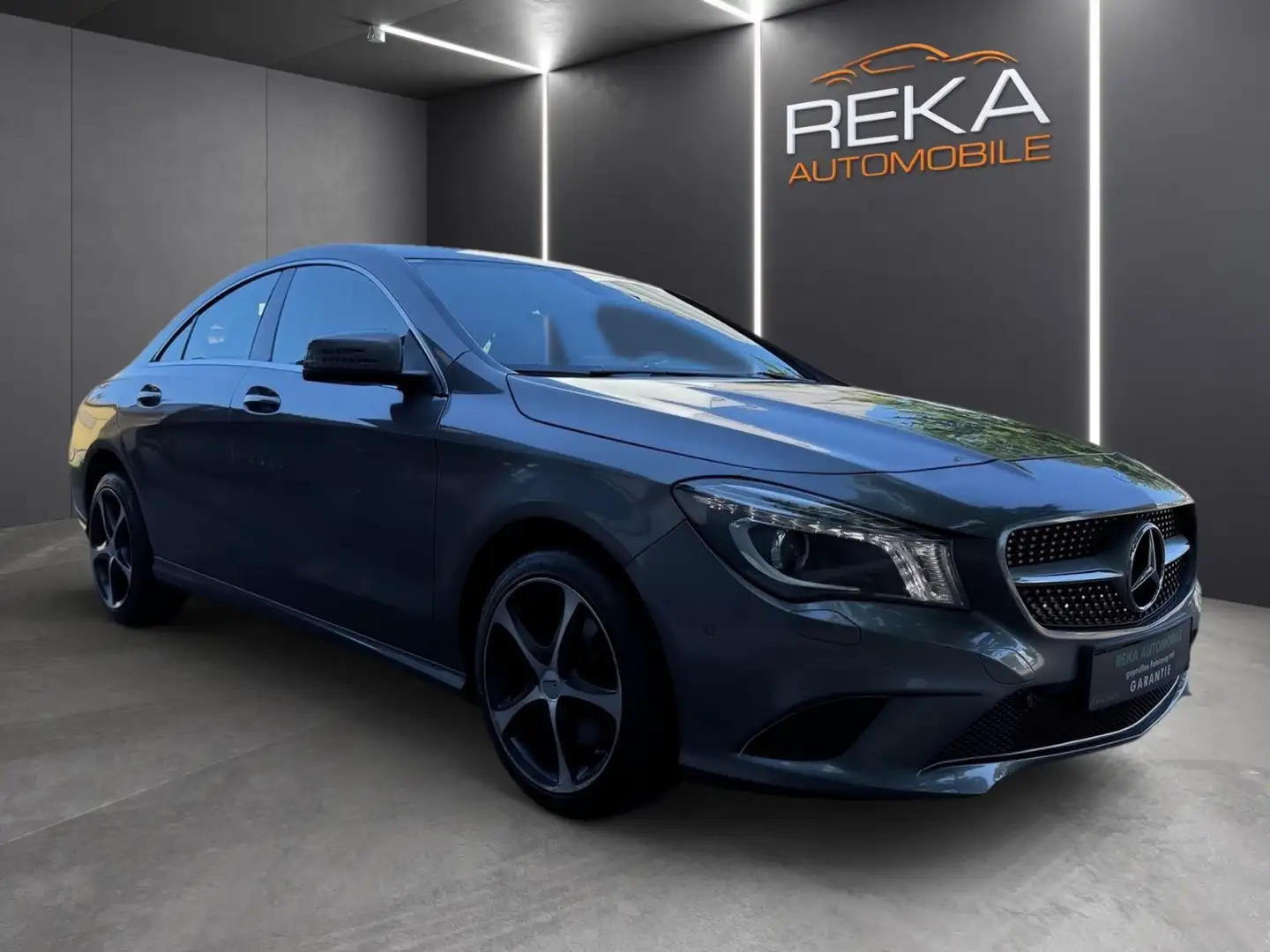 Mercedes-Benz CLA 180 CLA -Klasse CLA 180 Urban Grey - 1