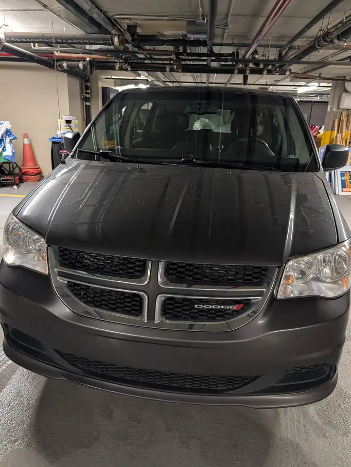 Dodge Grand Caravan photo Dodge Grand Caravan