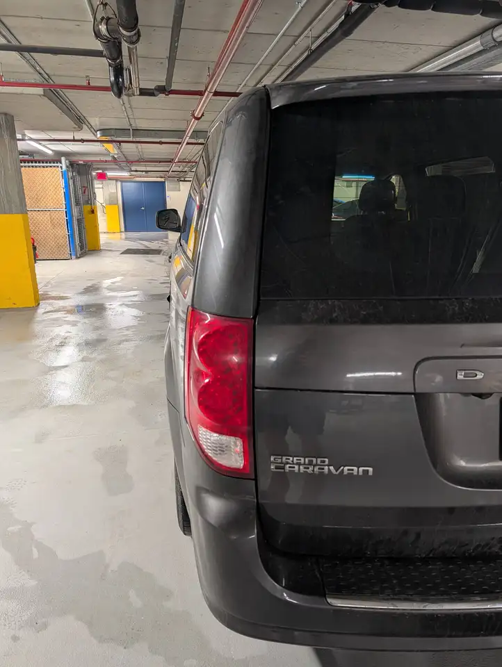 Dodge Grand Caravan photo Dodge Grand Caravan