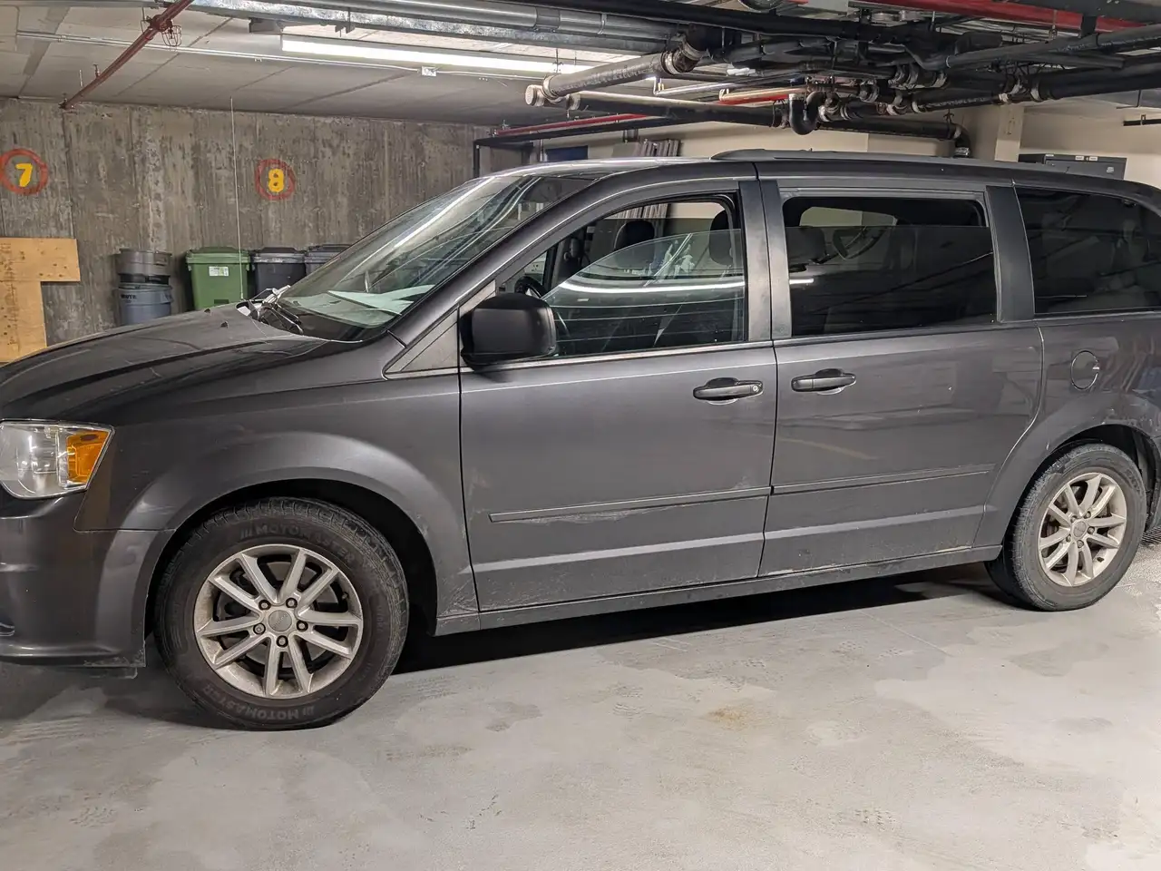 Dodge Grand Caravan photo Dodge Grand Caravan