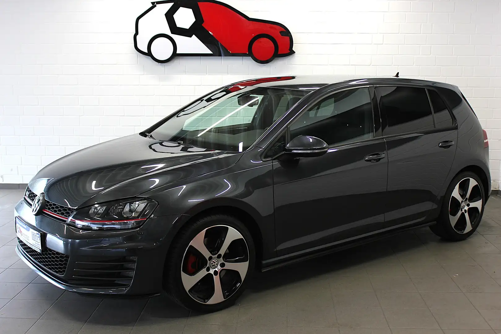 Volkswagen Golf GTI 2,0 TSI BMT Bi-Xenon Business-Paket 18"Alu 220PS Gris - 1