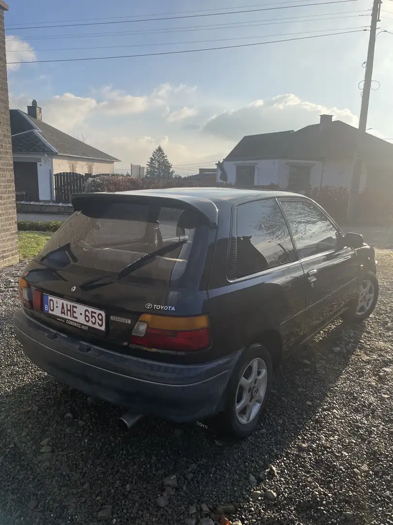 Toyota Starlet venizi Zwart - 2
