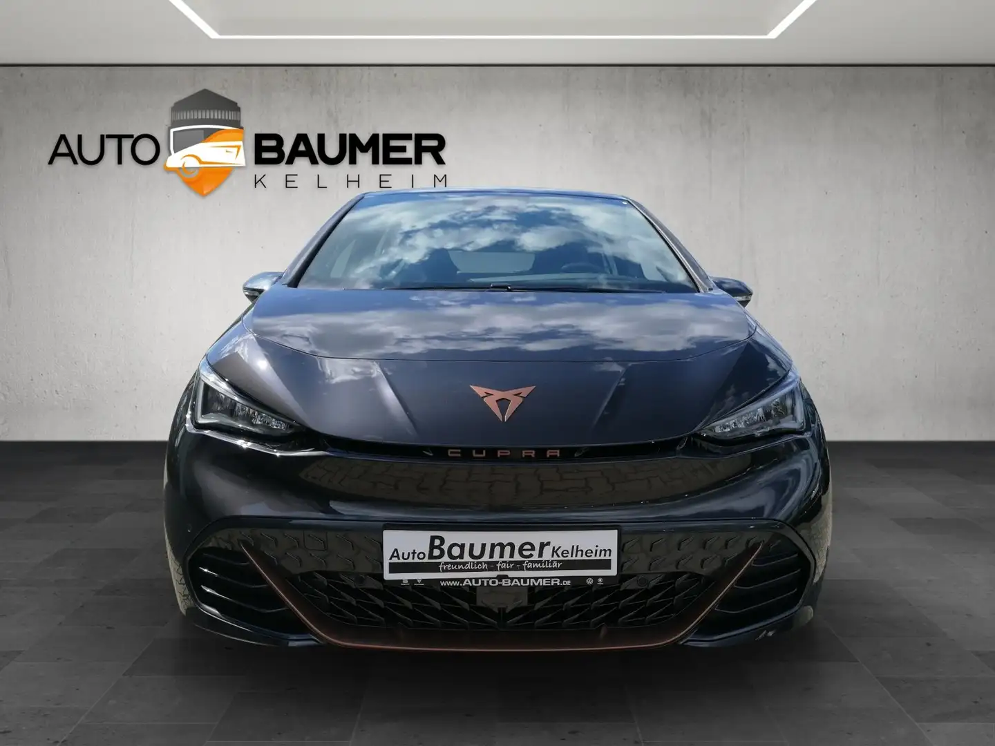 CUPRA Born 231 PS 82kWh 19" Pilot M Cargo Below Zero Grigio - 2