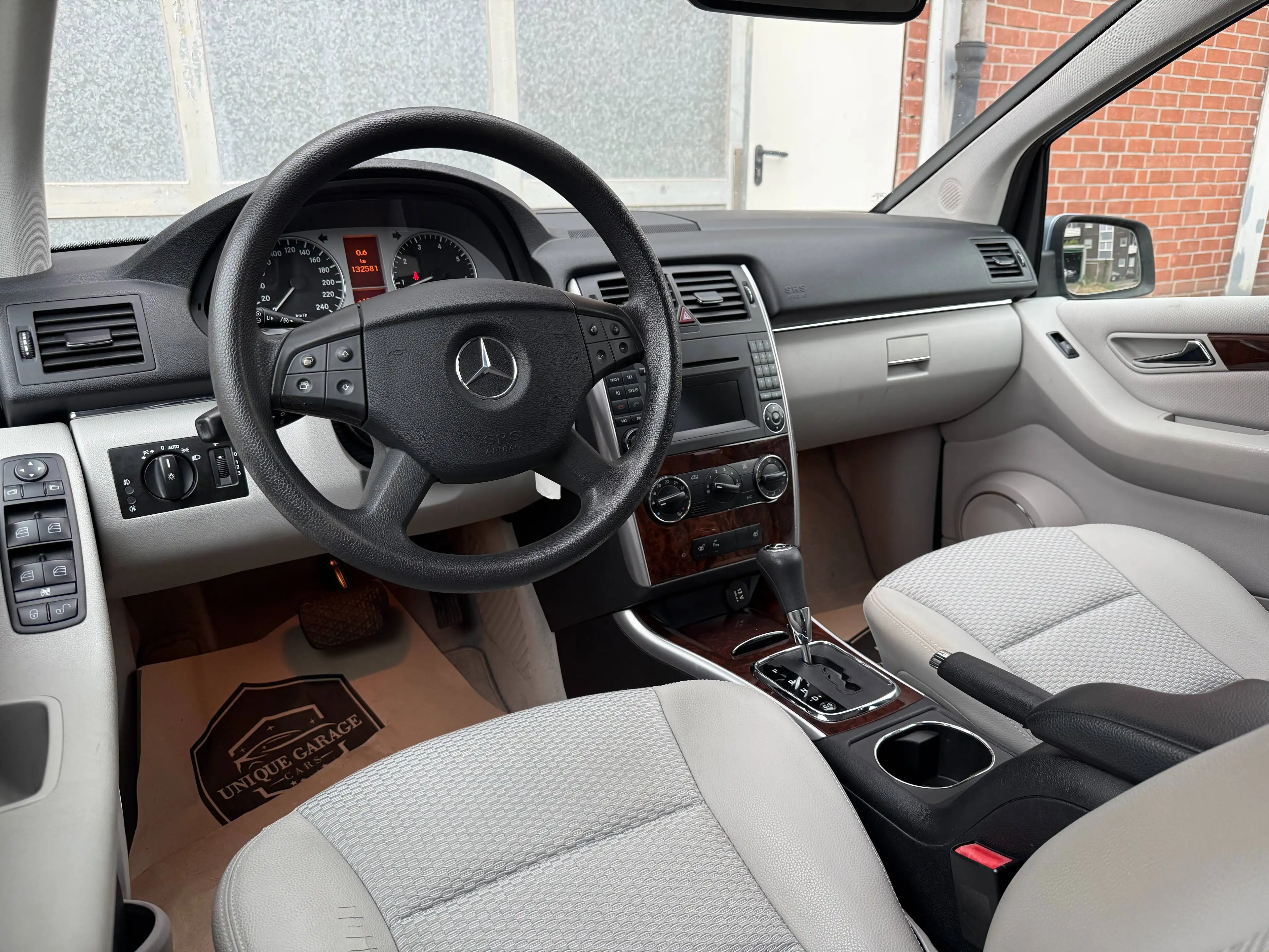 Mercedes-Benz B 180 B 180 (245.232) — photo 9
