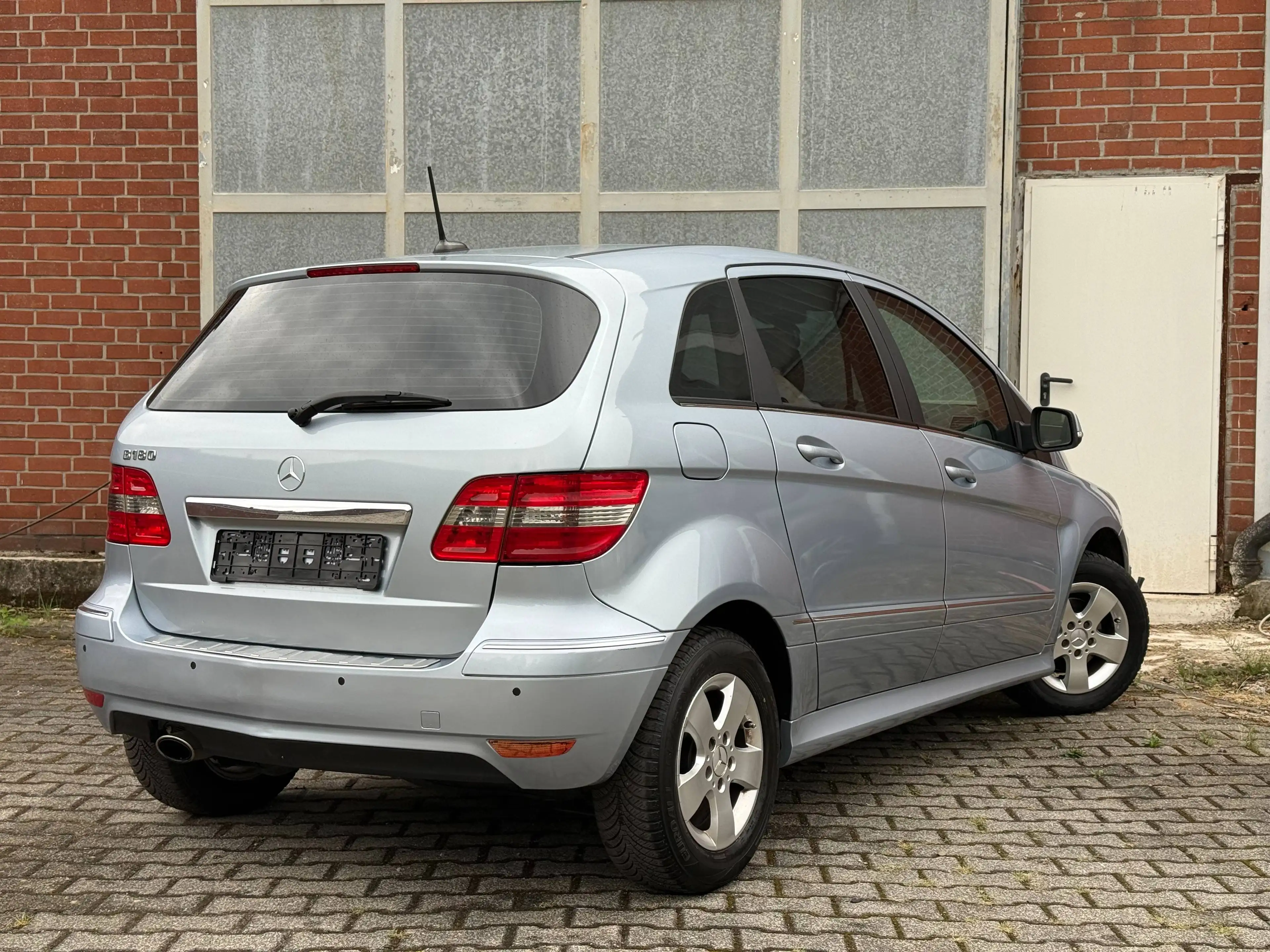 Mercedes-Benz B 180 B 180 (245.232) — photo 5