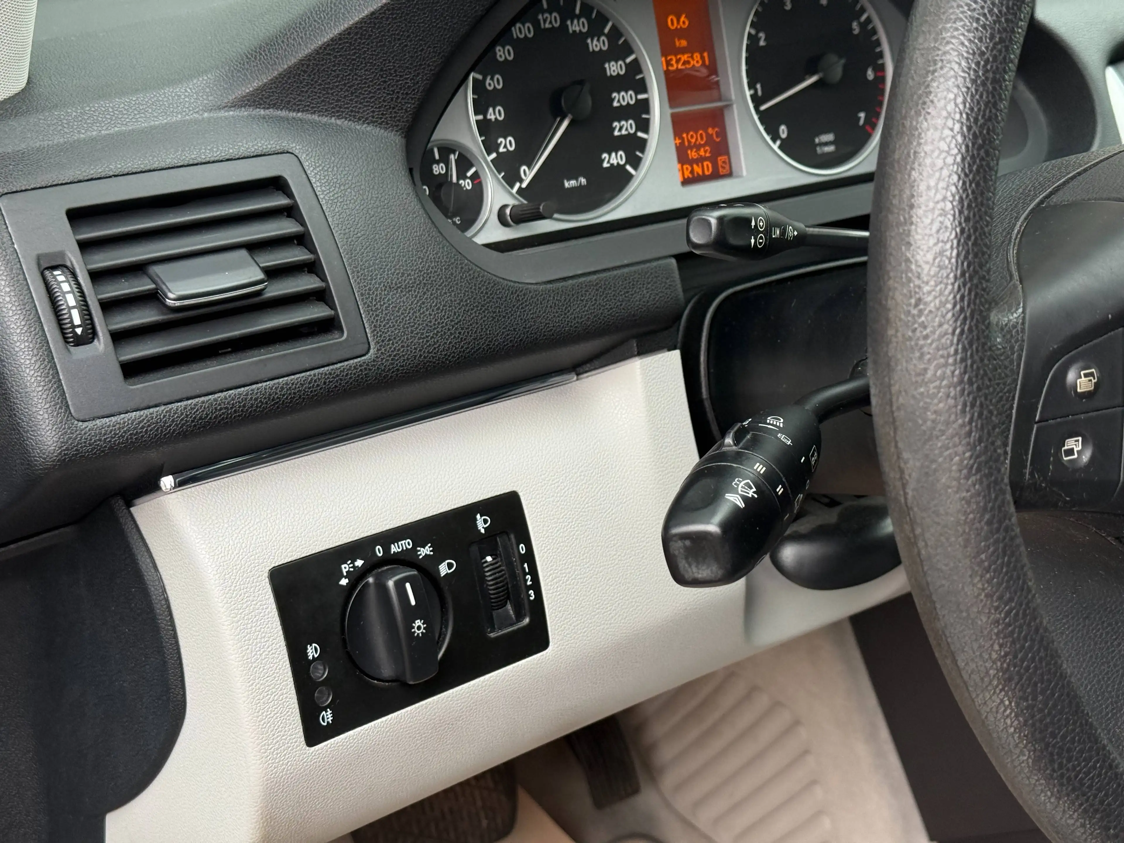 Mercedes-Benz B 180 B 180 (245.232) — photo 15