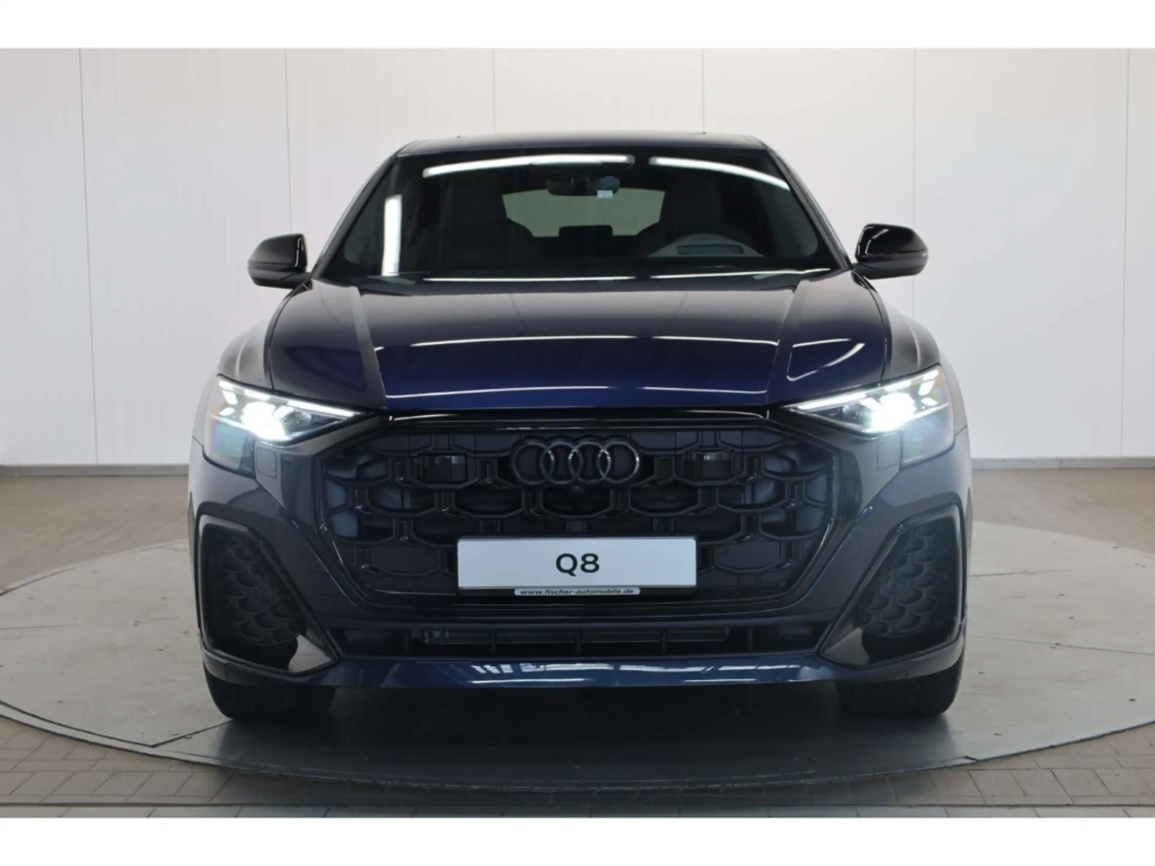 Audi Q8 TDI quattro S line business — photo 3