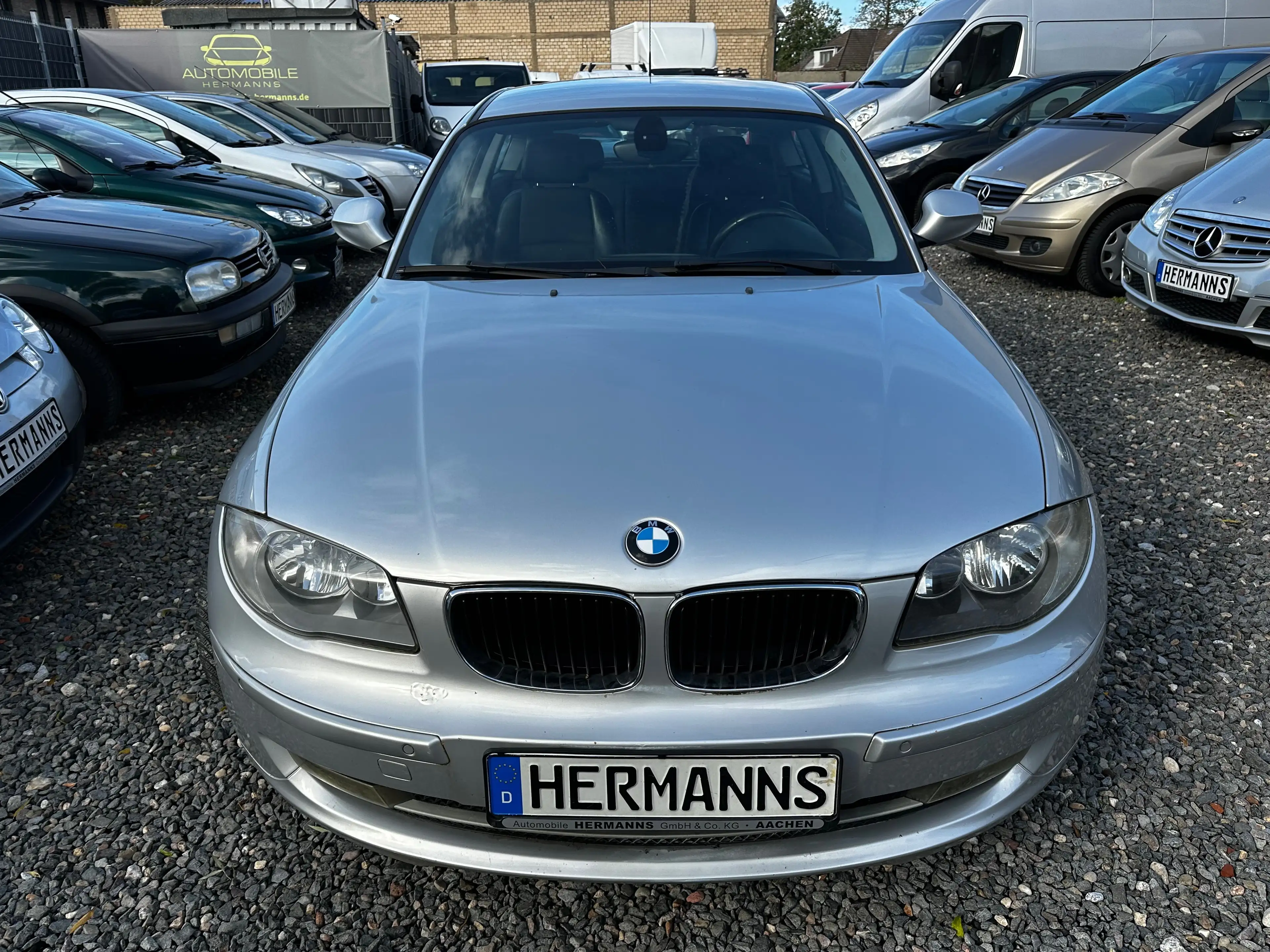 BMW 116 116 i *ALLWETTERREIFEN / M-PAKET / SITZHEIZUNG* — photo 3