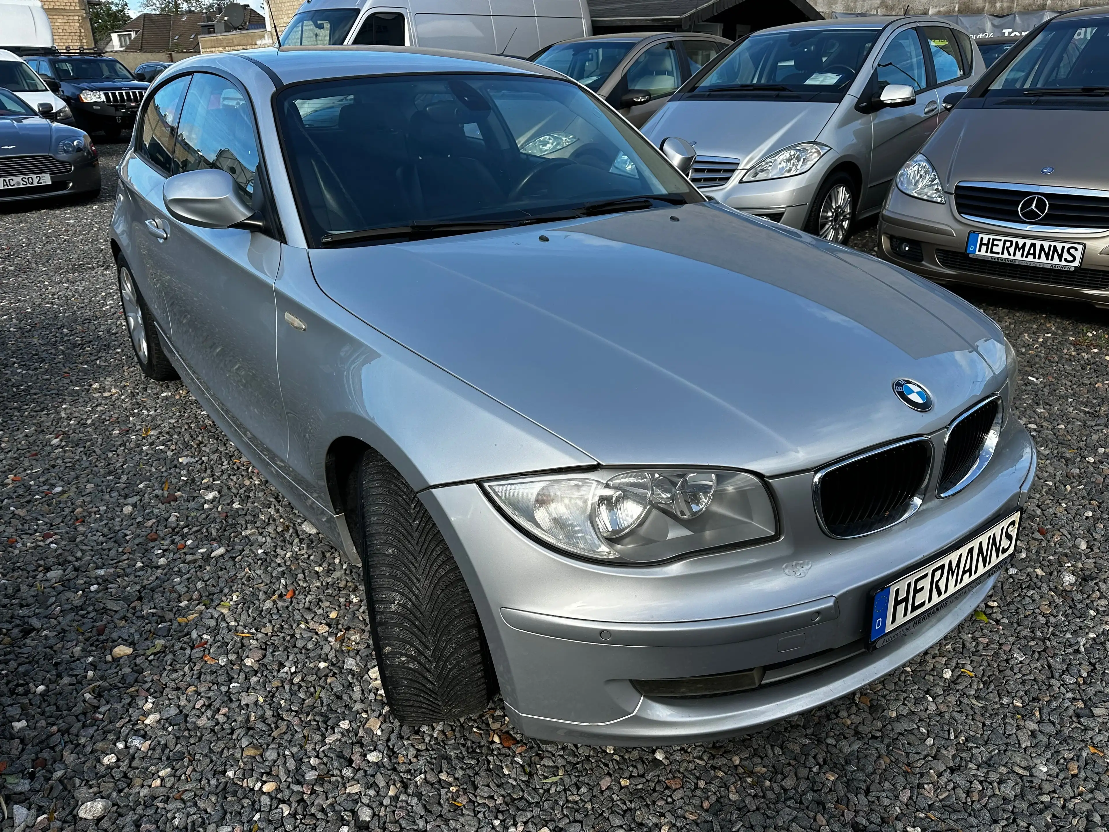 BMW 116 116 i *ALLWETTERREIFEN / M-PAKET / SITZHEIZUNG* — photo 4