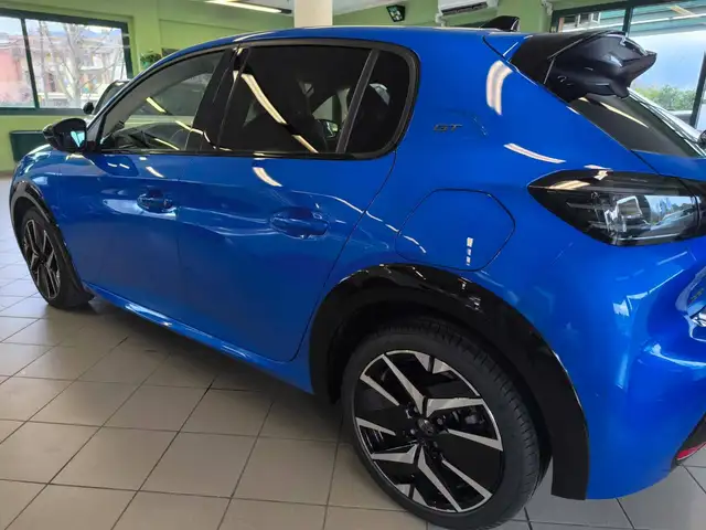 Peugeot 208 view 7