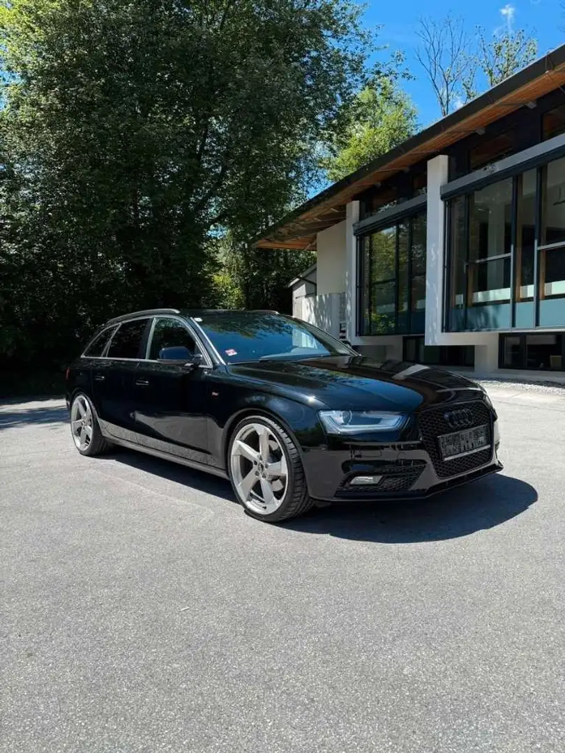 Audi A4 Avant S line Sportpaket Zwart - 2